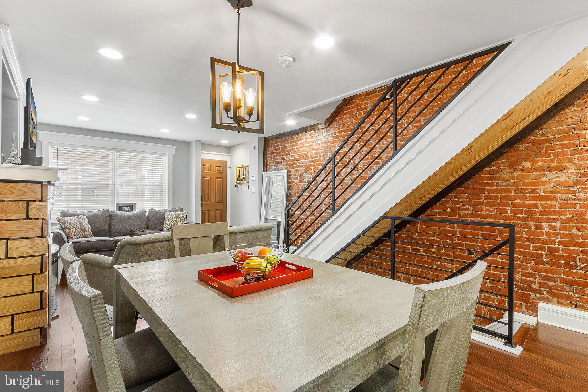 POINT BREEZE - Residential