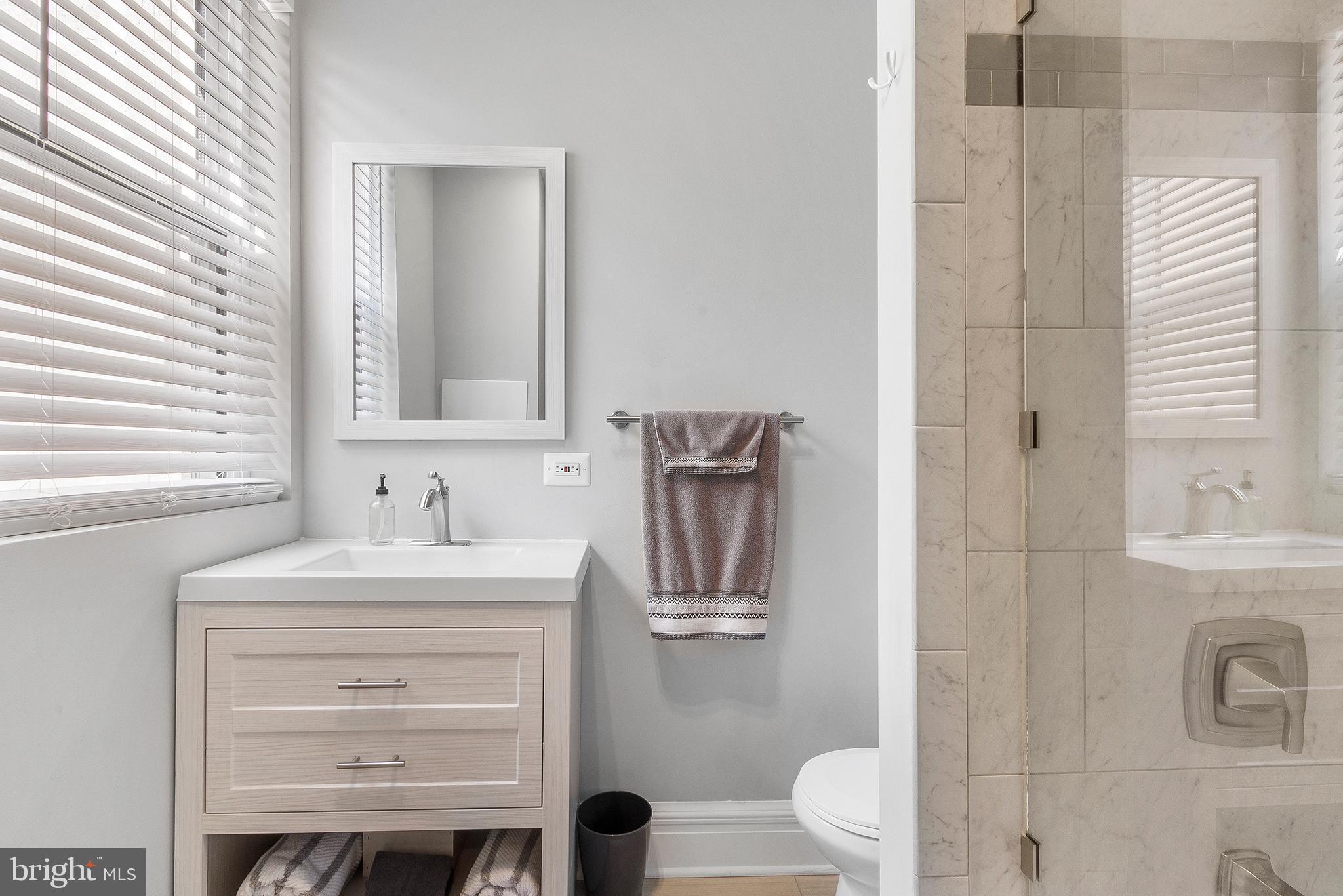 POINT BREEZE - Residential