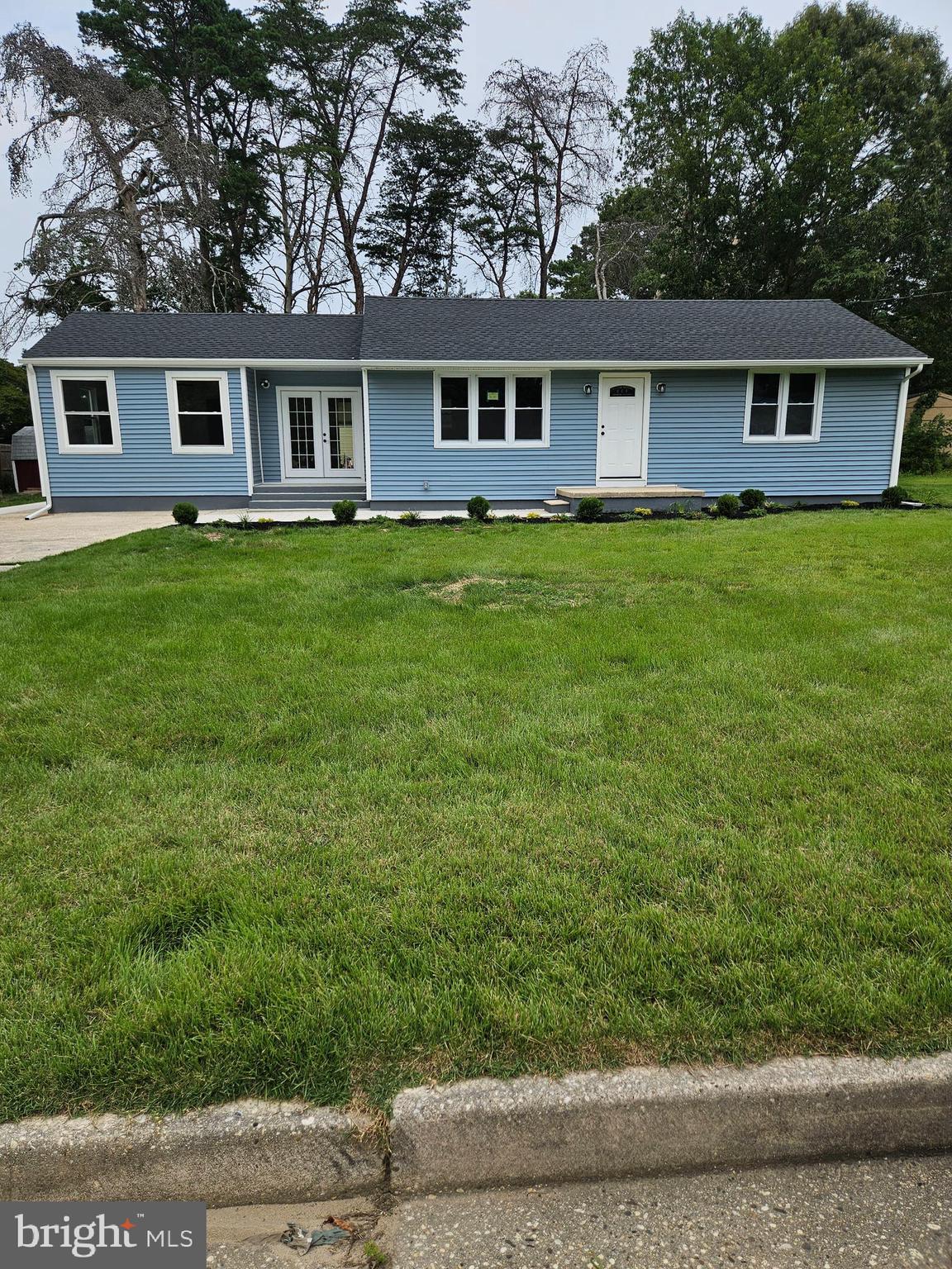 6 FAIRFIELD AVENUE