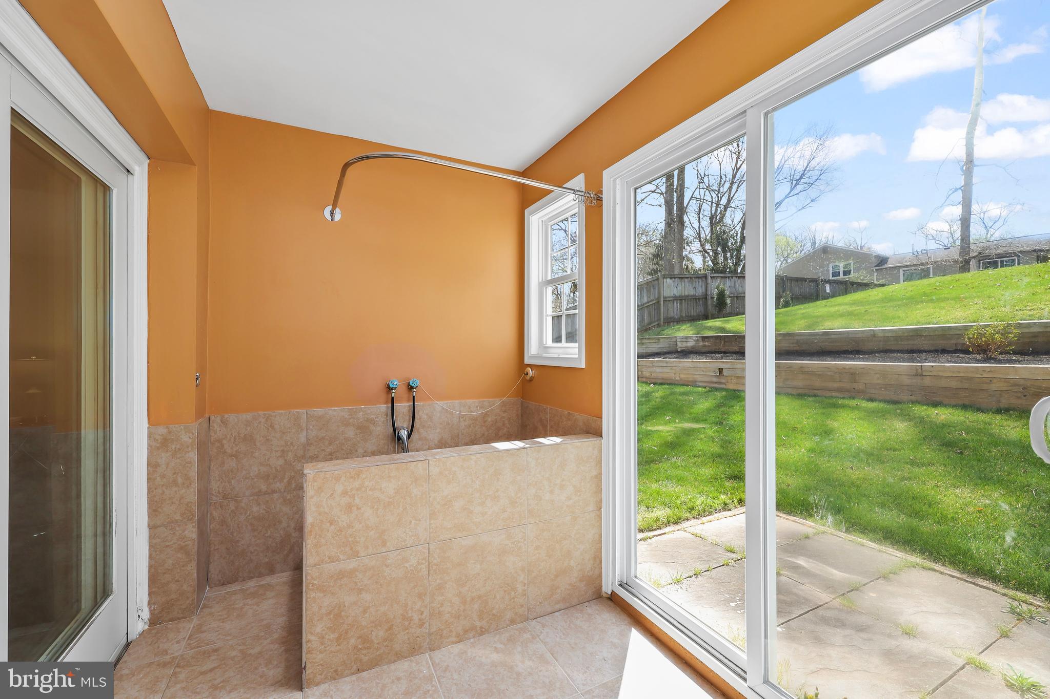 CINNAMON CREEK - Residential