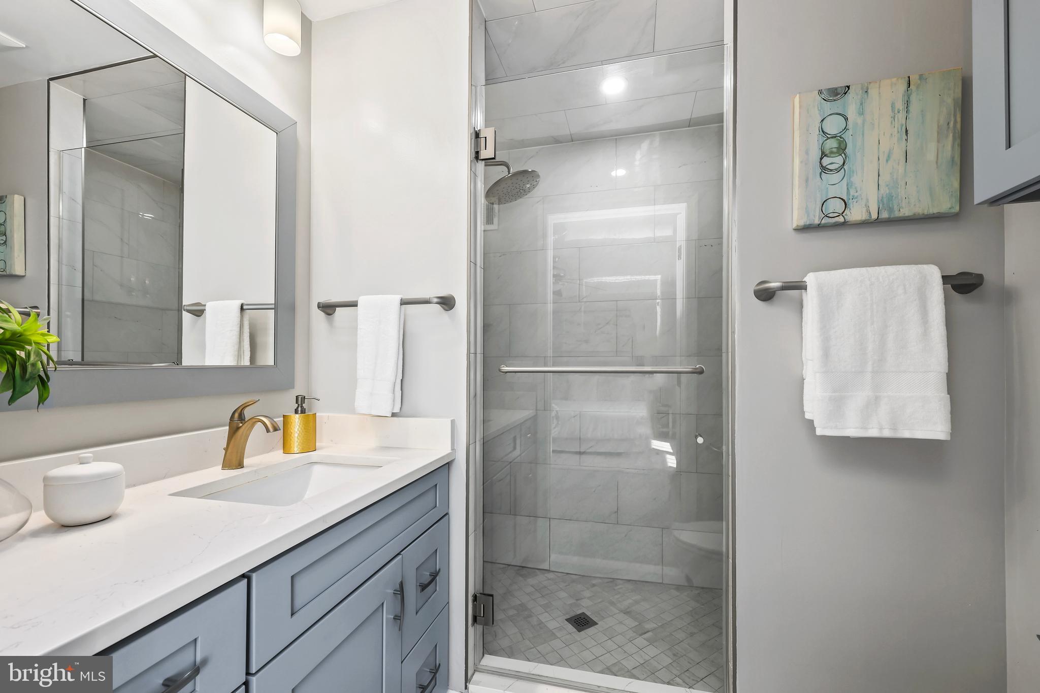 CINNAMON CREEK - Residential