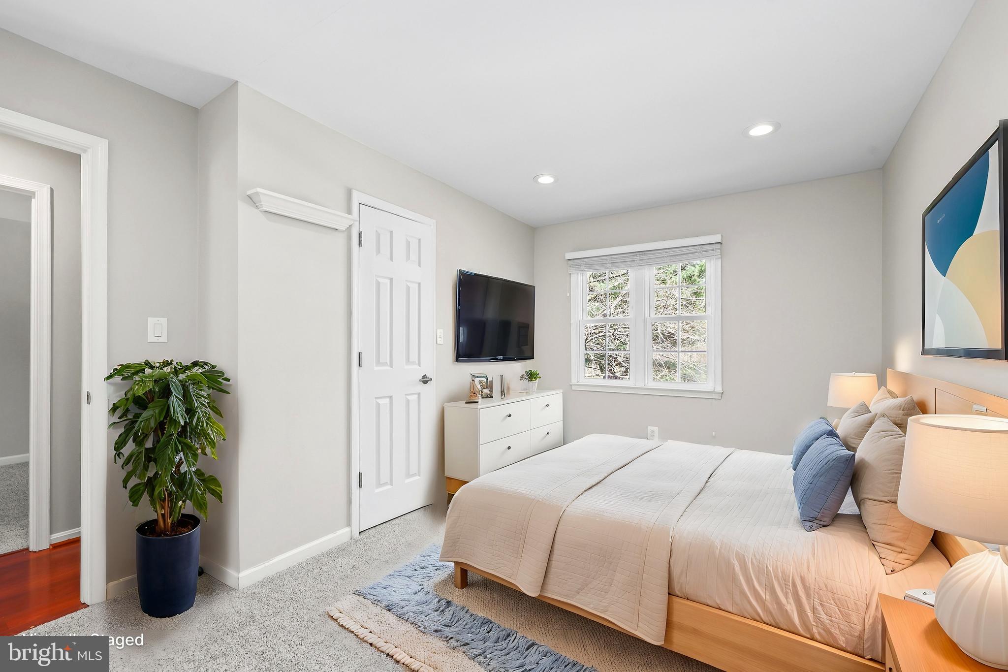 CINNAMON CREEK - Residential