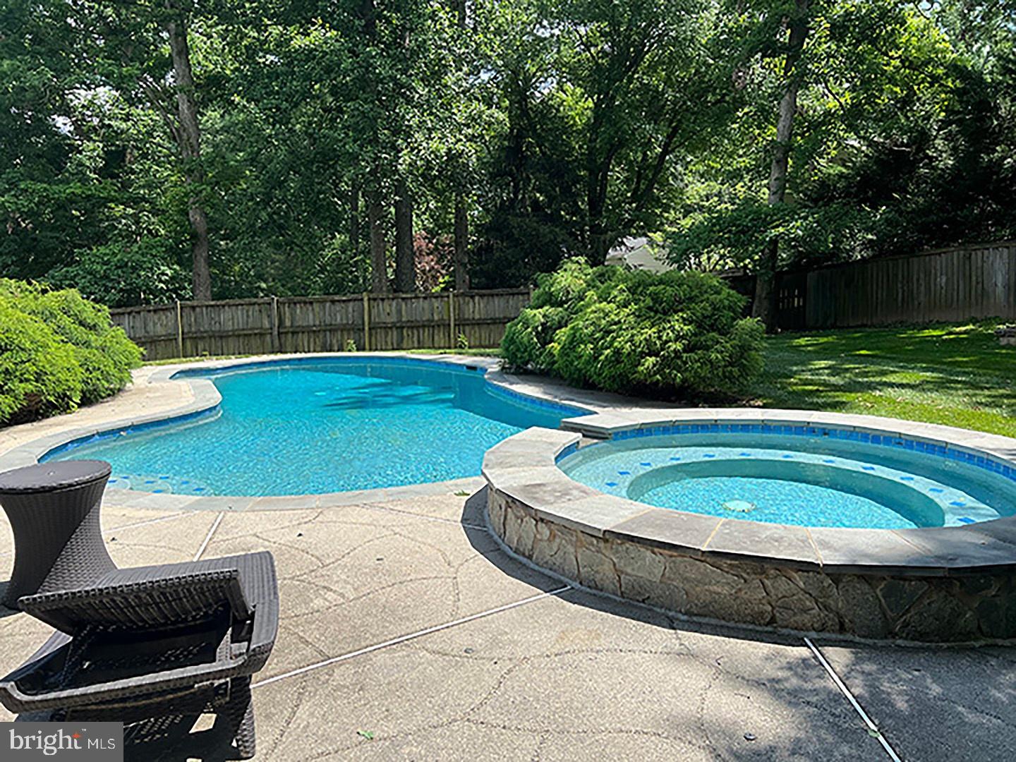 CINNAMON CREEK - Residential