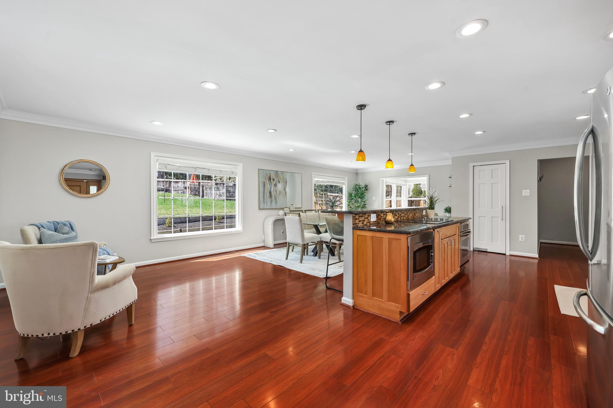 CINNAMON CREEK - Residential