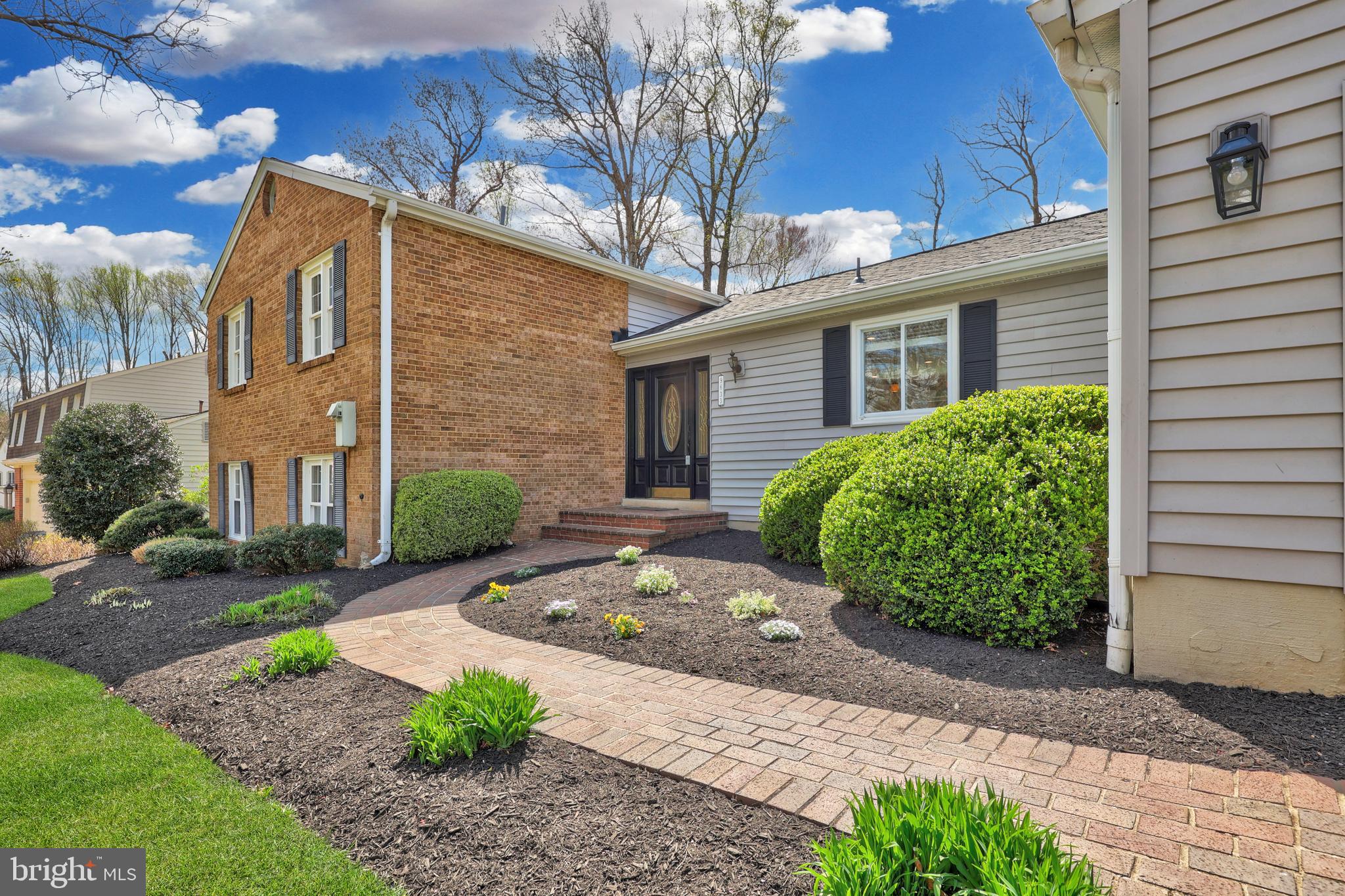 CINNAMON CREEK - Residential