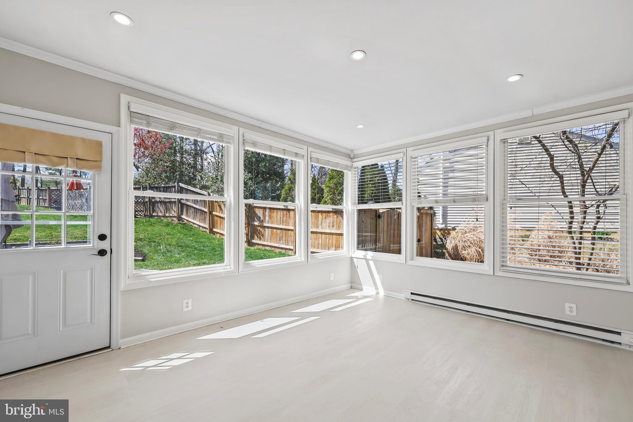 CINNAMON CREEK - Residential