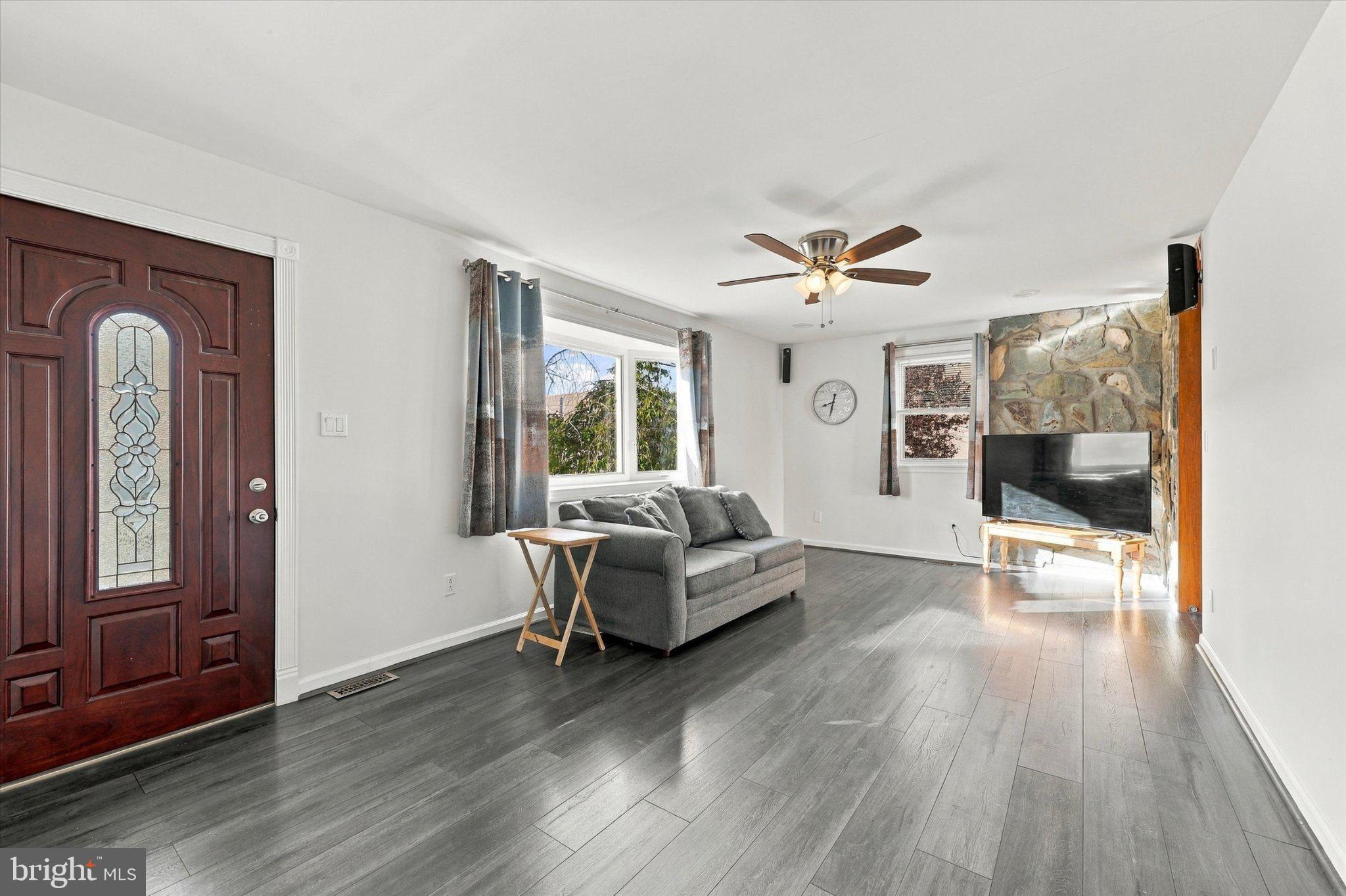 200 PRICE AVENUE