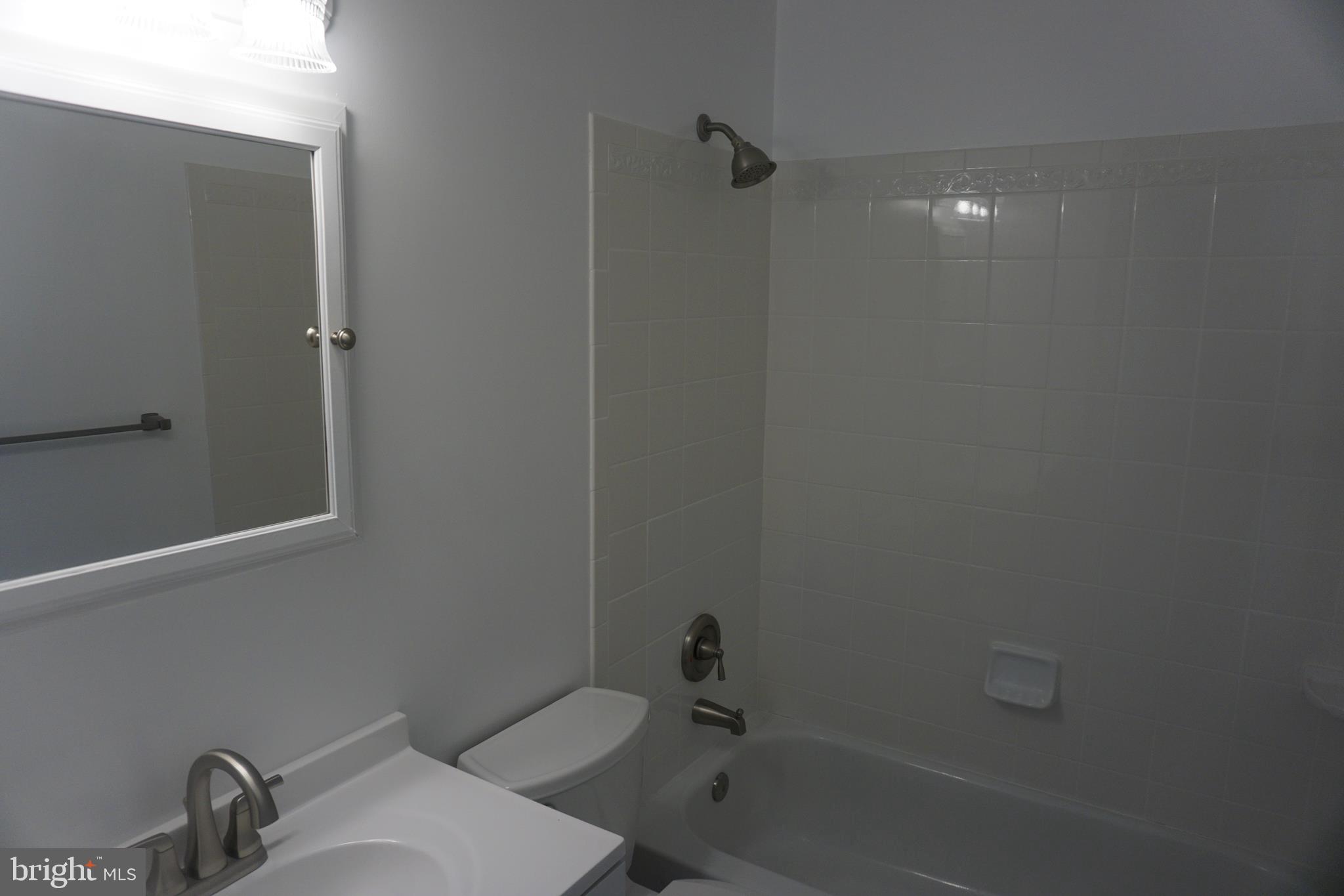 GLENCHESTER - Residential