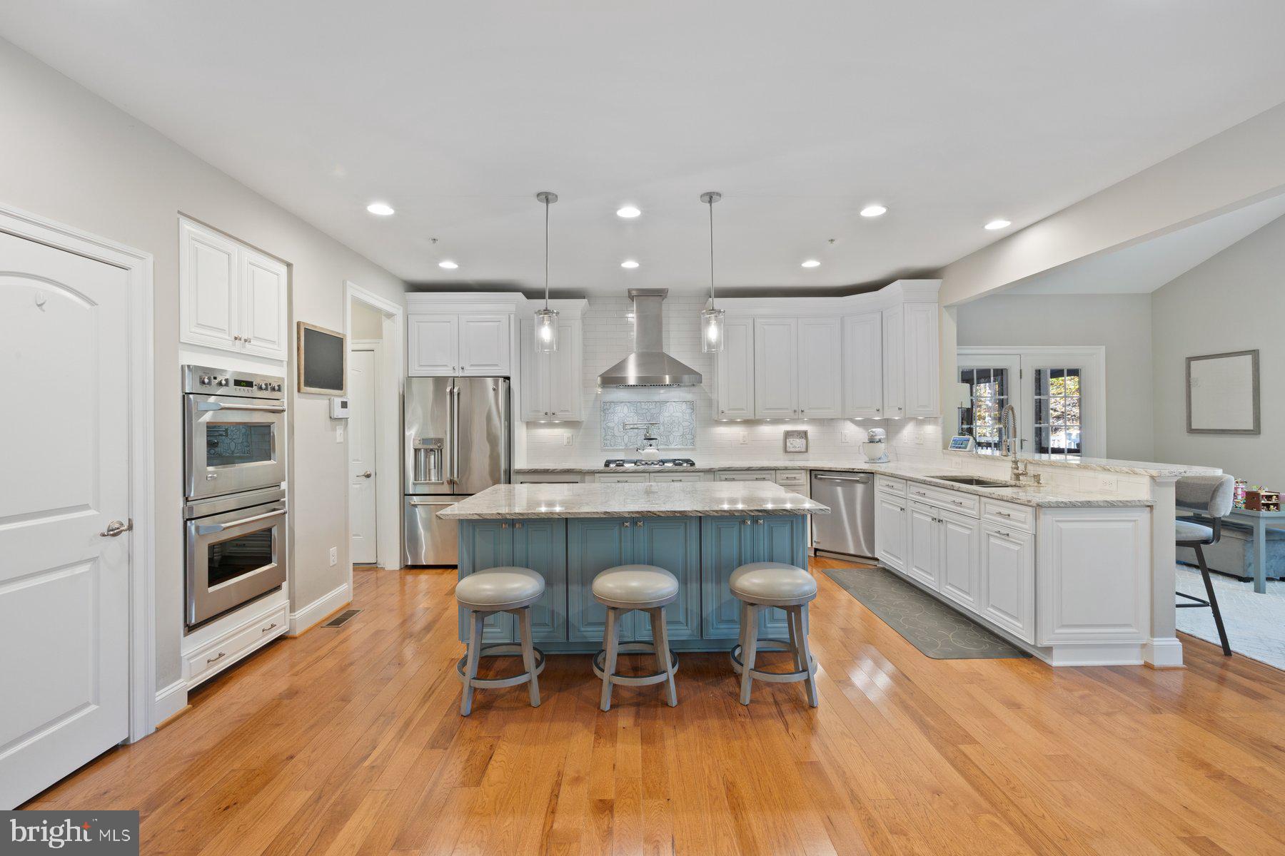 PARKLANDS AT WATKINS MILL - Residential