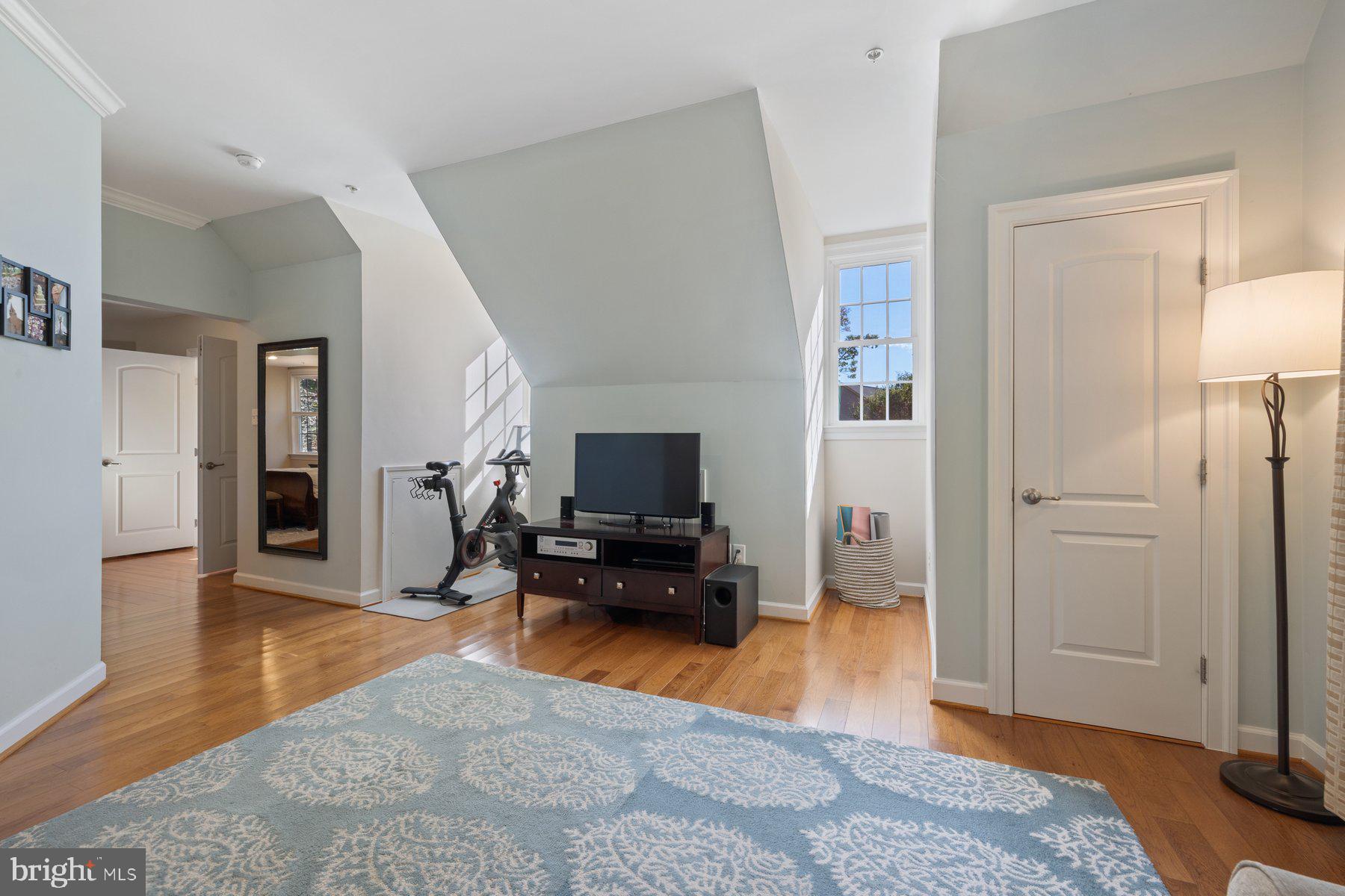 PARKLANDS AT WATKINS MILL - Residential