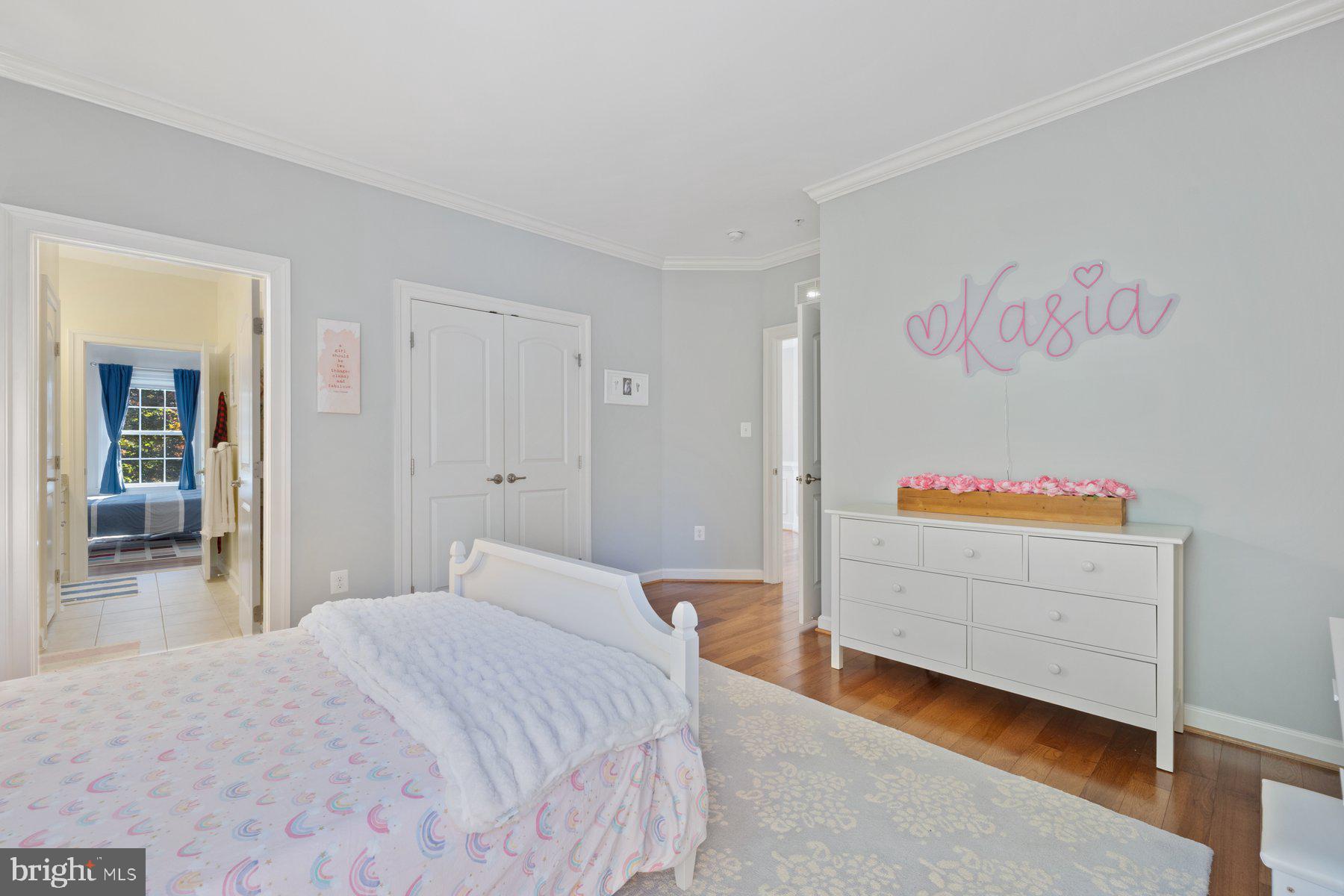 PARKLANDS AT WATKINS MILL - Residential