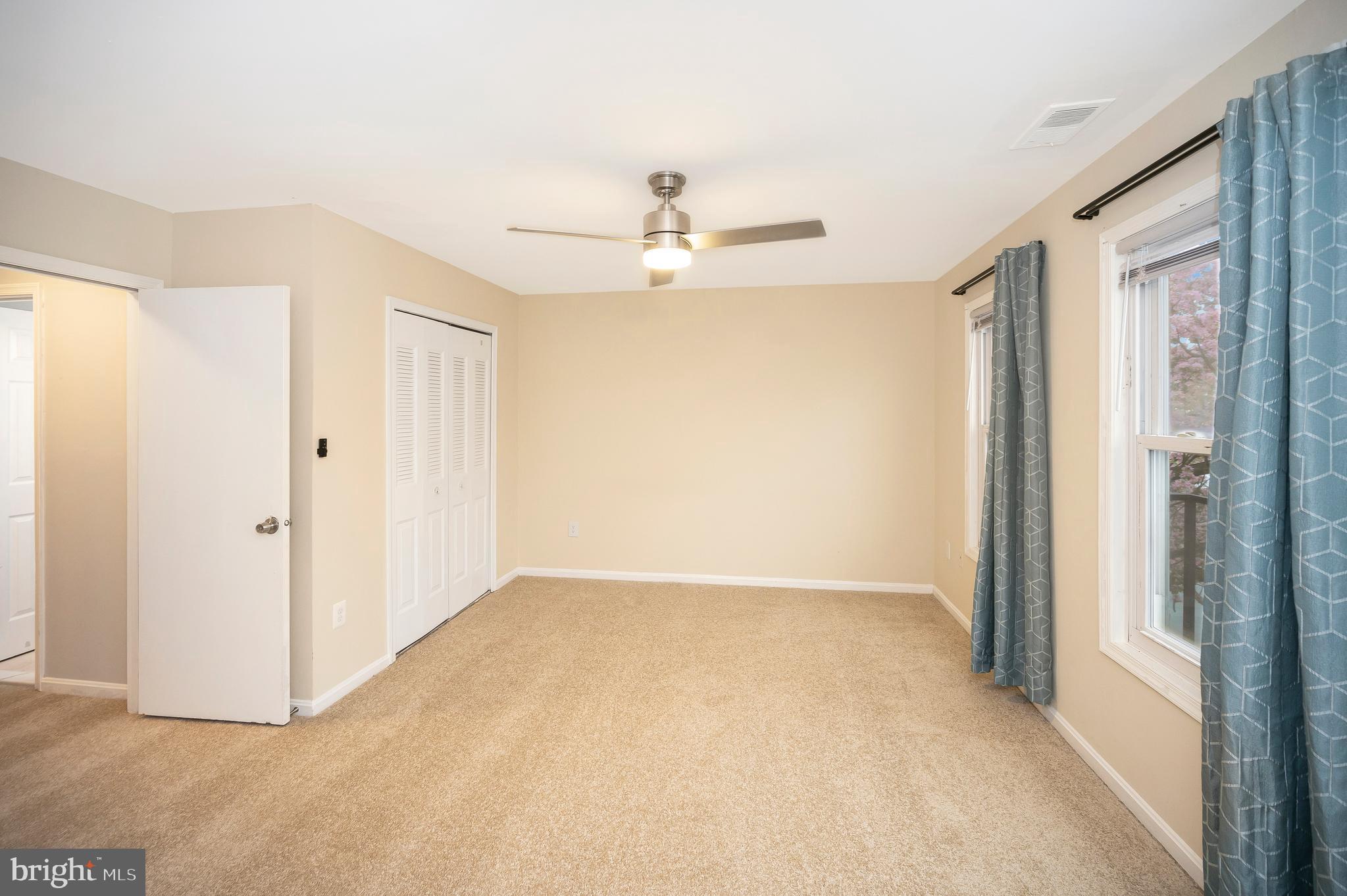 POINT OF WOODS - Residential