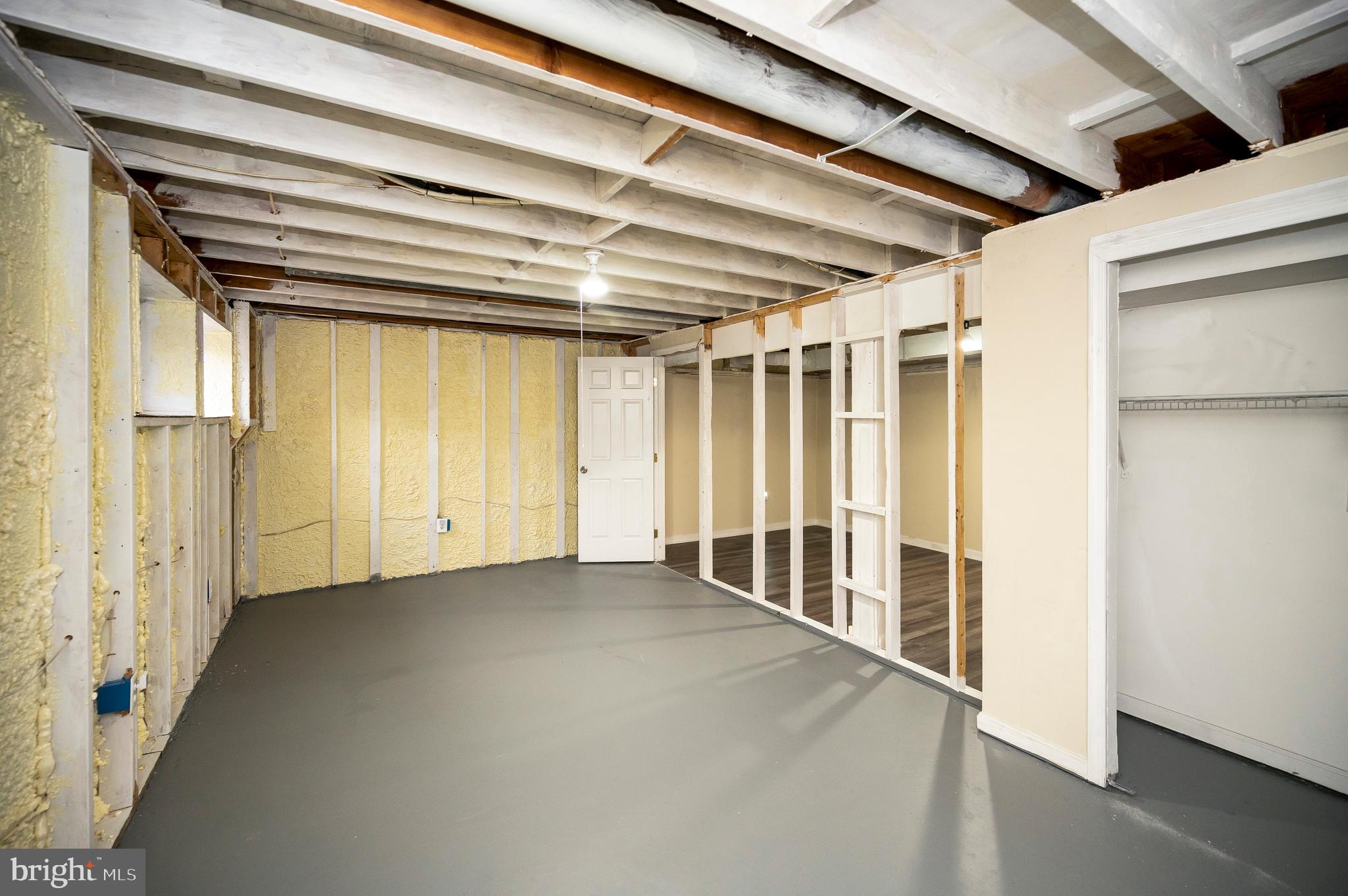 POINT OF WOODS - Residential