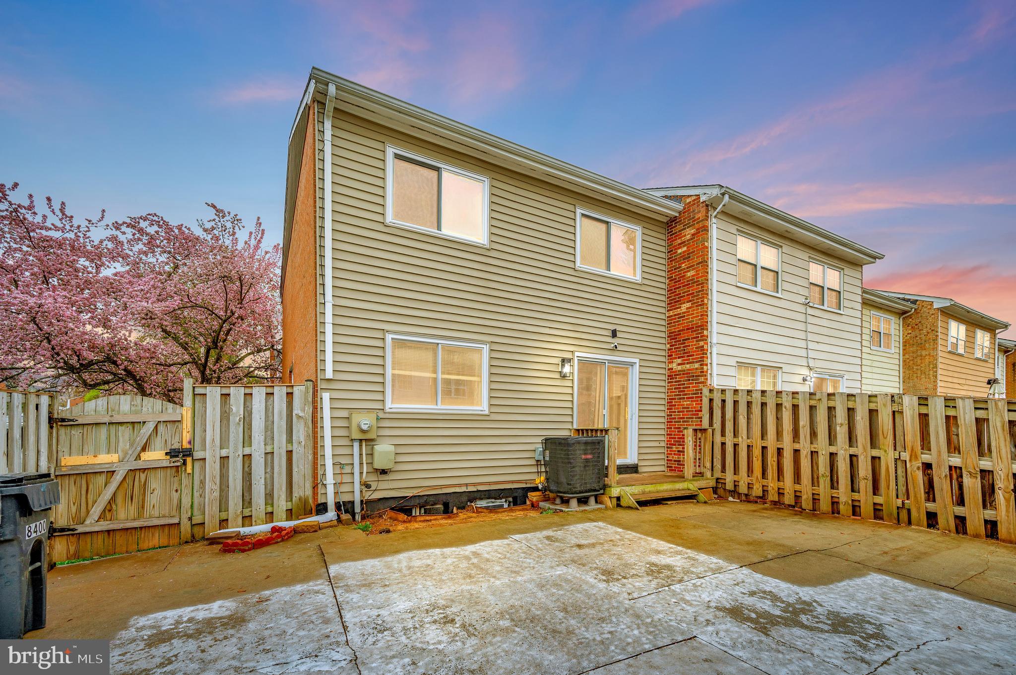 POINT OF WOODS - Residential