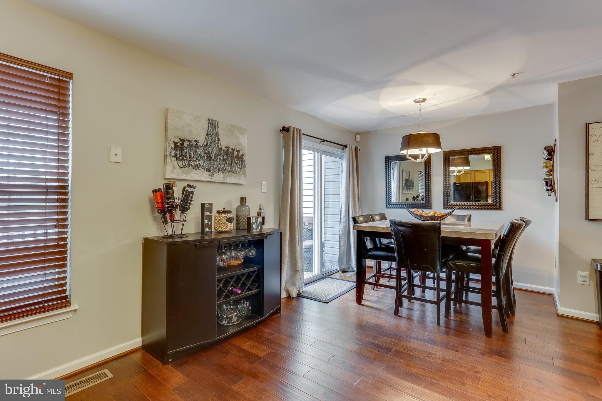 HAMMONDS OVERLOOK - Residential