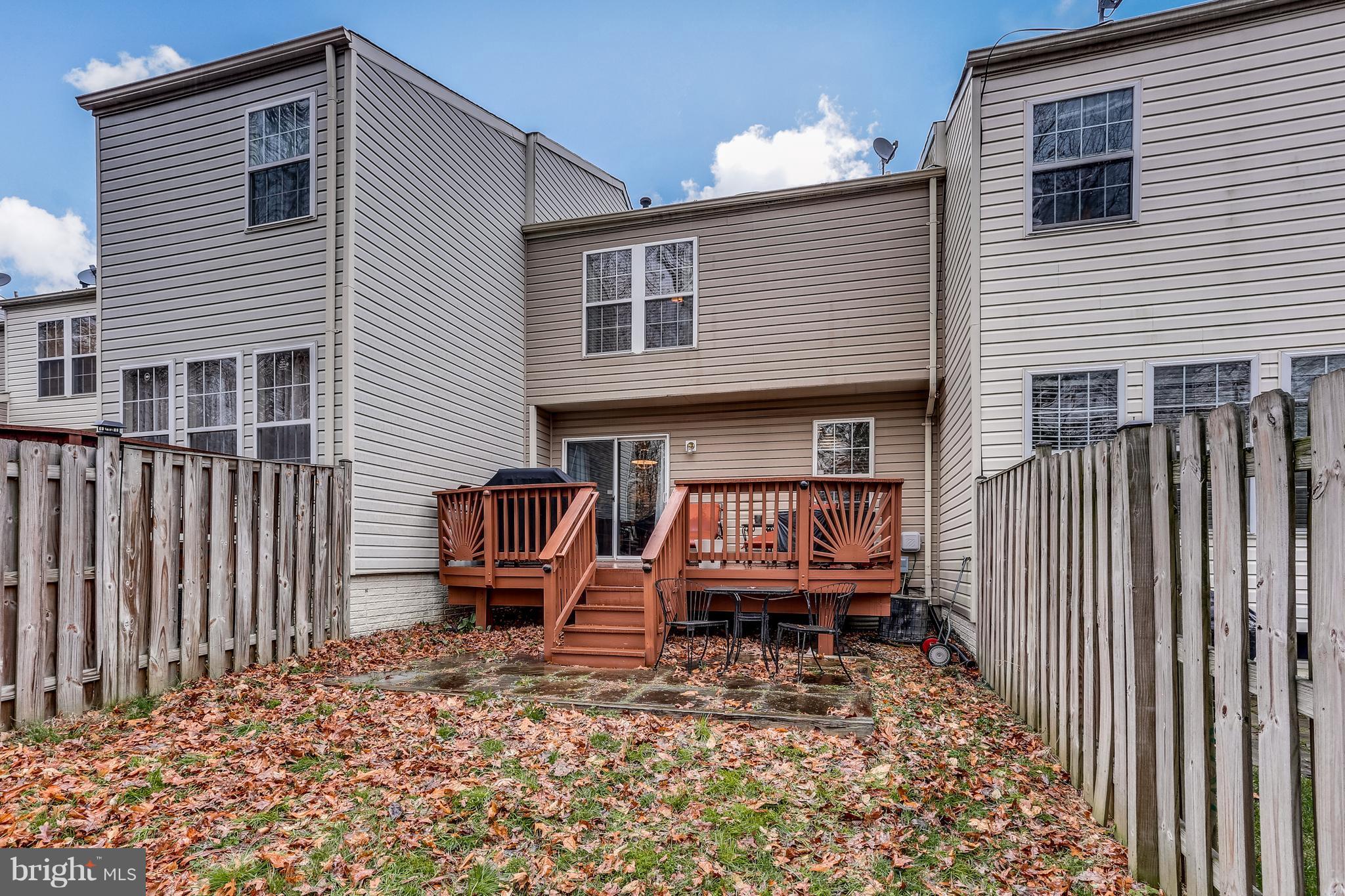 HAMMONDS OVERLOOK - Residential