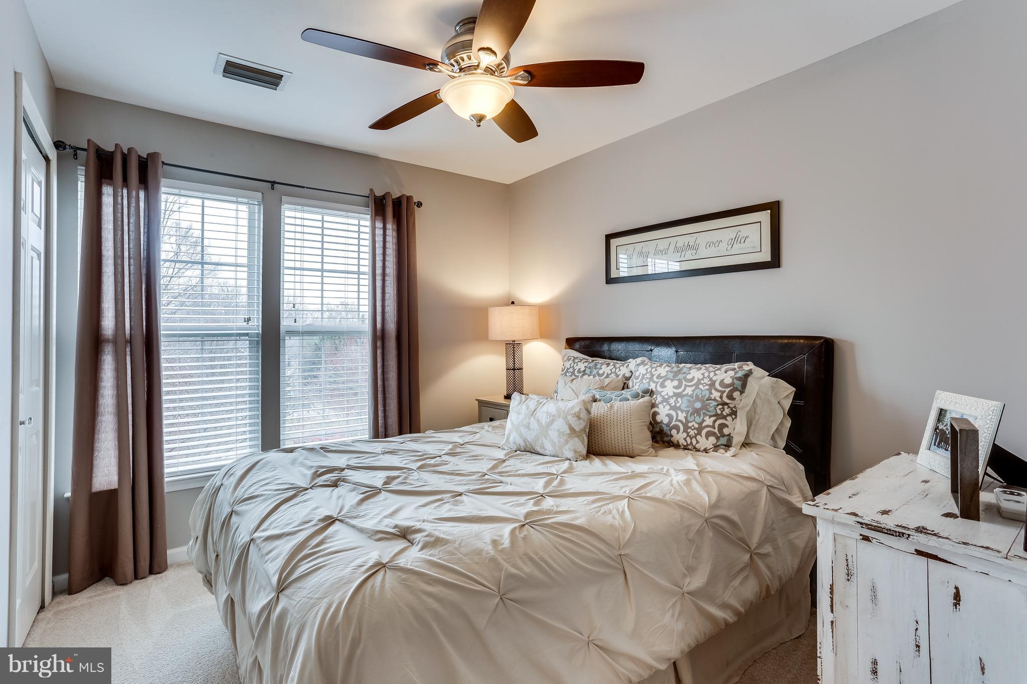 HAMMONDS OVERLOOK - Residential