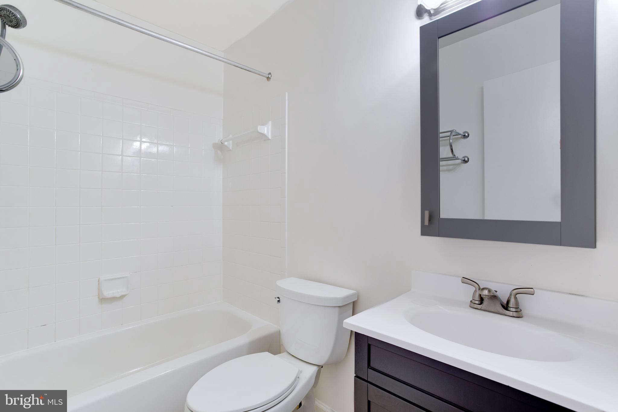 GREENBROOK PLAT 8 - Residential Lease