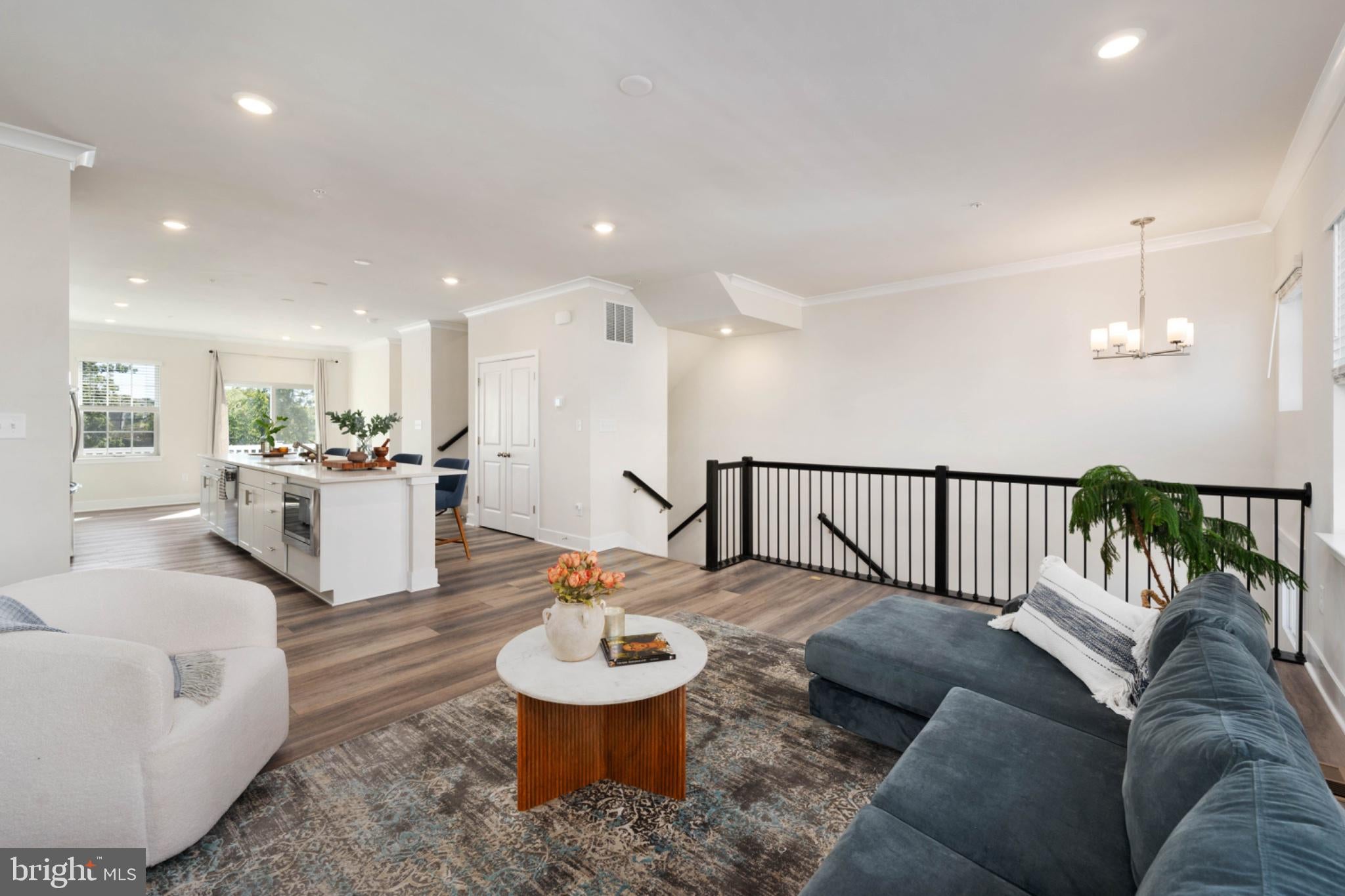 233 BIRDIE COURT