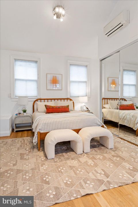 Tiny photo for 203 9th Street SE, WASHINGTON, DC 20003 (MLS # DCDC2255632)