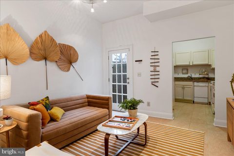 Tiny photo for 203 9th Street SE, WASHINGTON, DC 20003 (MLS # DCDC2255632)