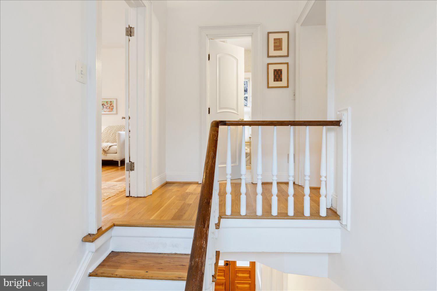 CAPITOL HILL - Residential