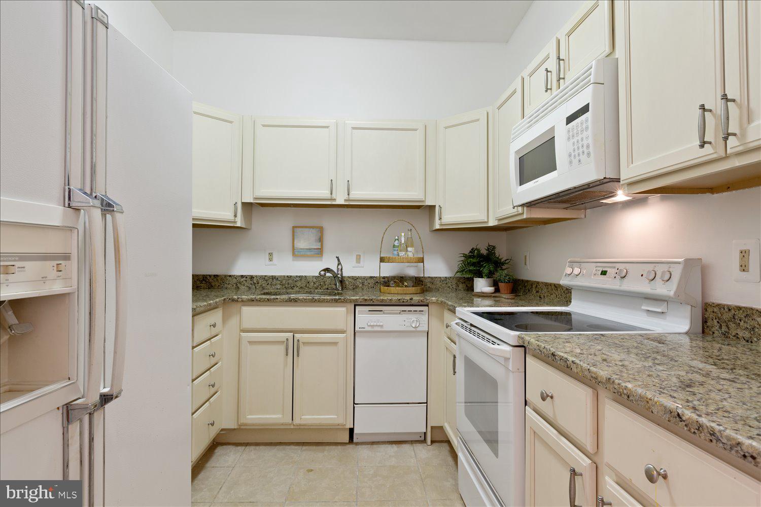 CAPITOL HILL - Residential