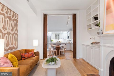 Tiny photo for 203 9th Street SE, WASHINGTON, DC 20003 (MLS # DCDC2255632)