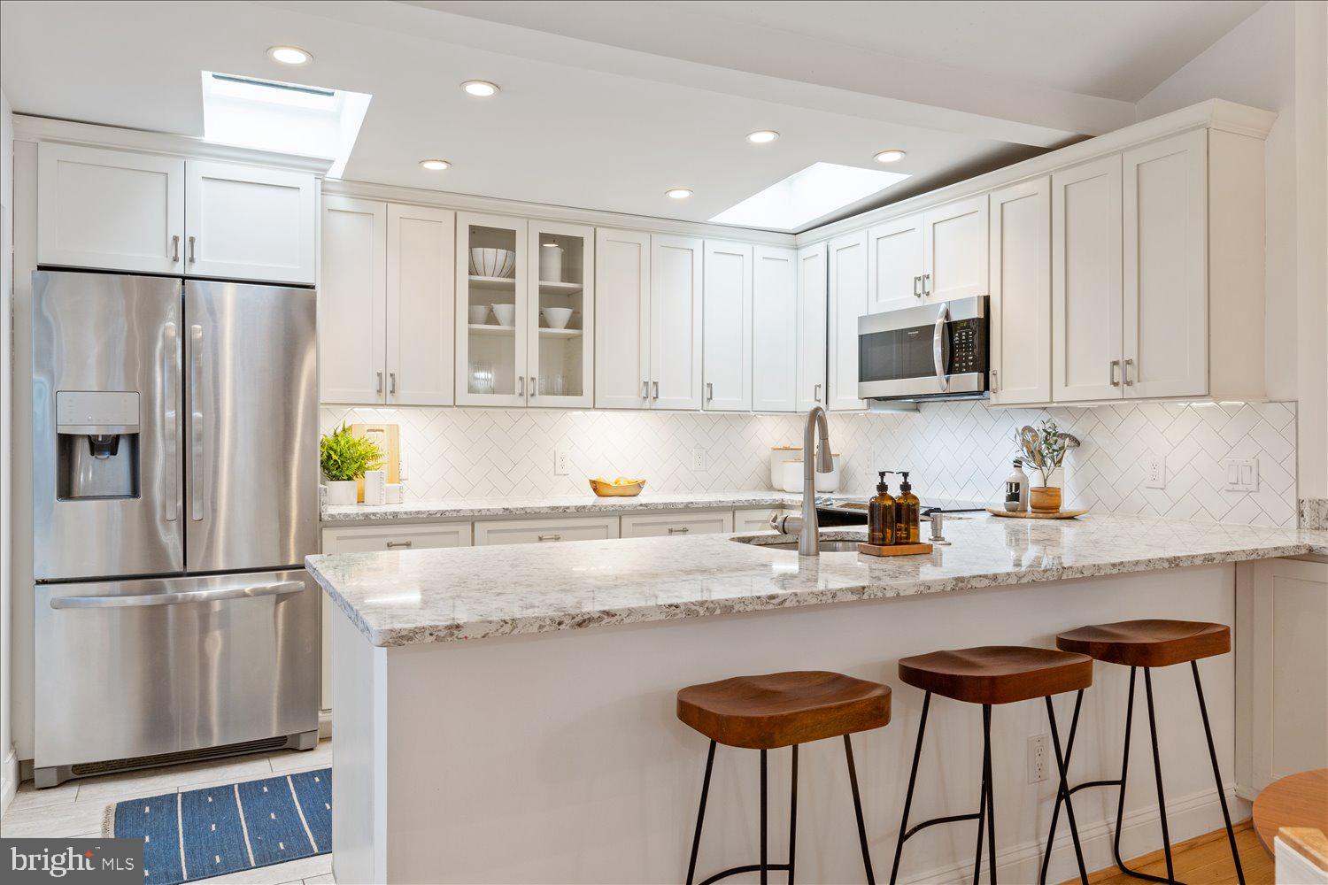 CAPITOL HILL - Residential