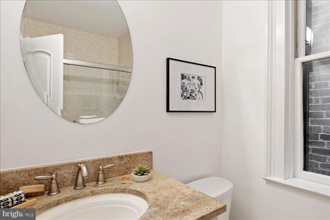 Tiny photo for 203 9th Street SE, WASHINGTON, DC 20003 (MLS # DCDC2255632)