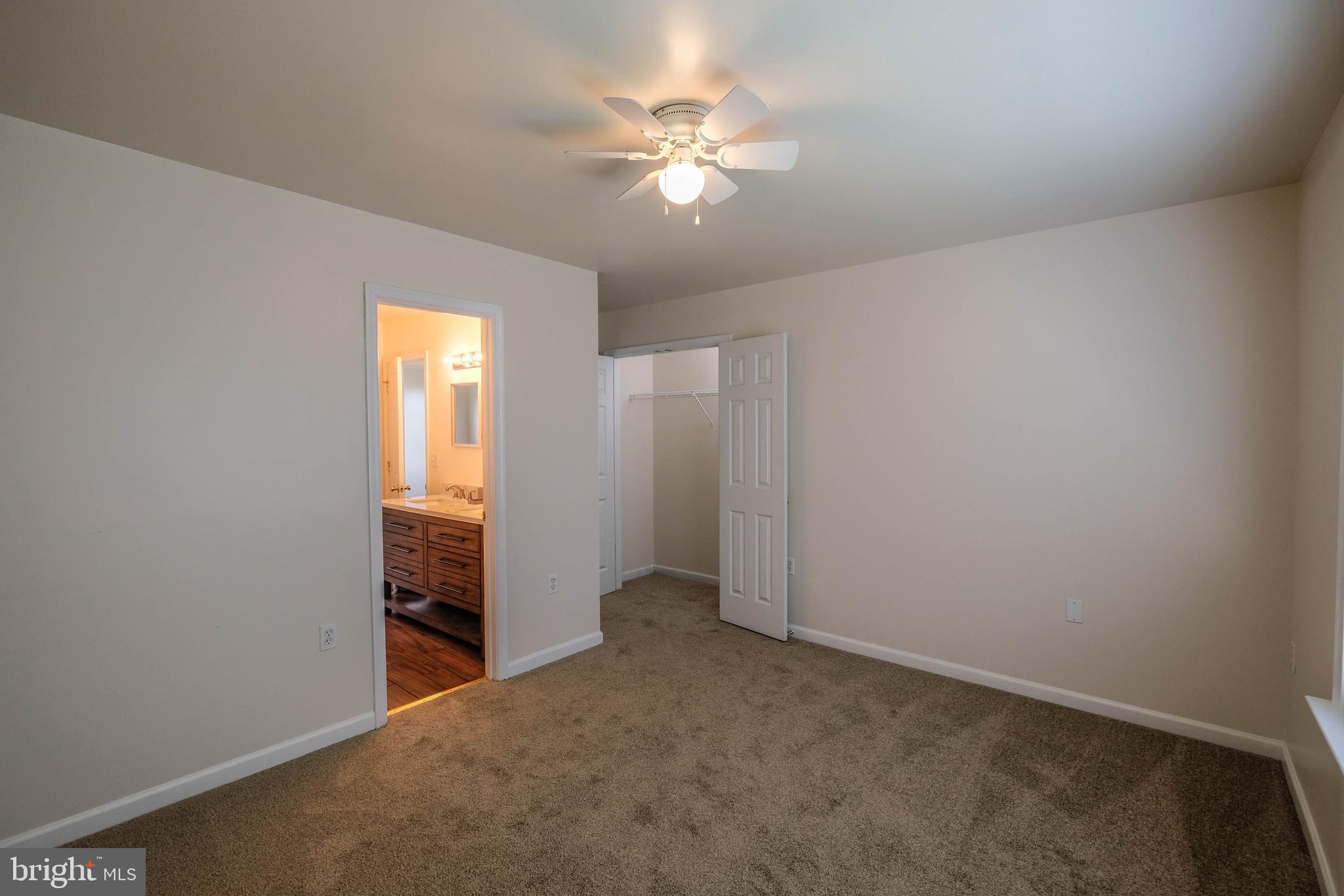 WILLOW SPRINGS ACRES - Residential