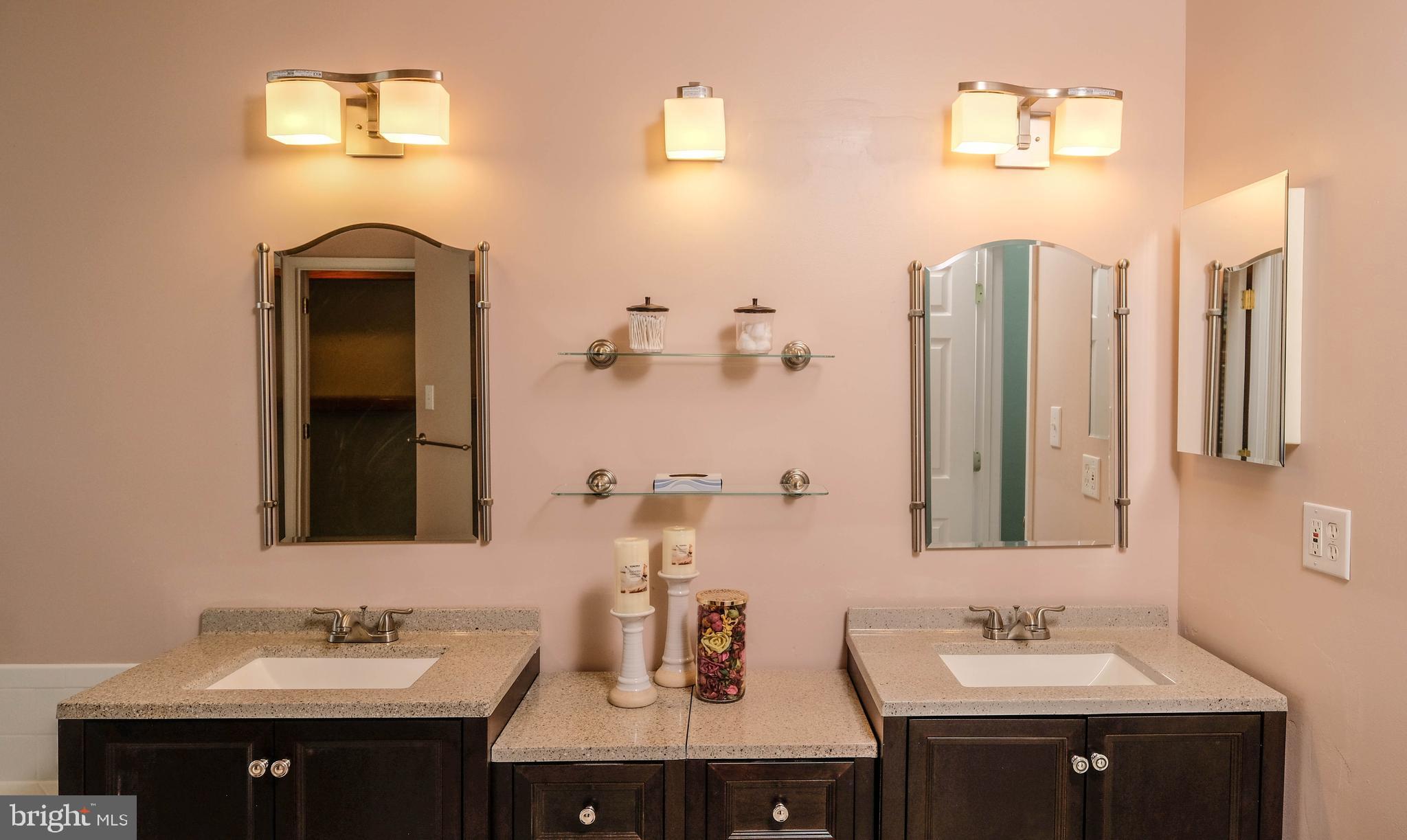 WILLOW SPRINGS ACRES - Residential