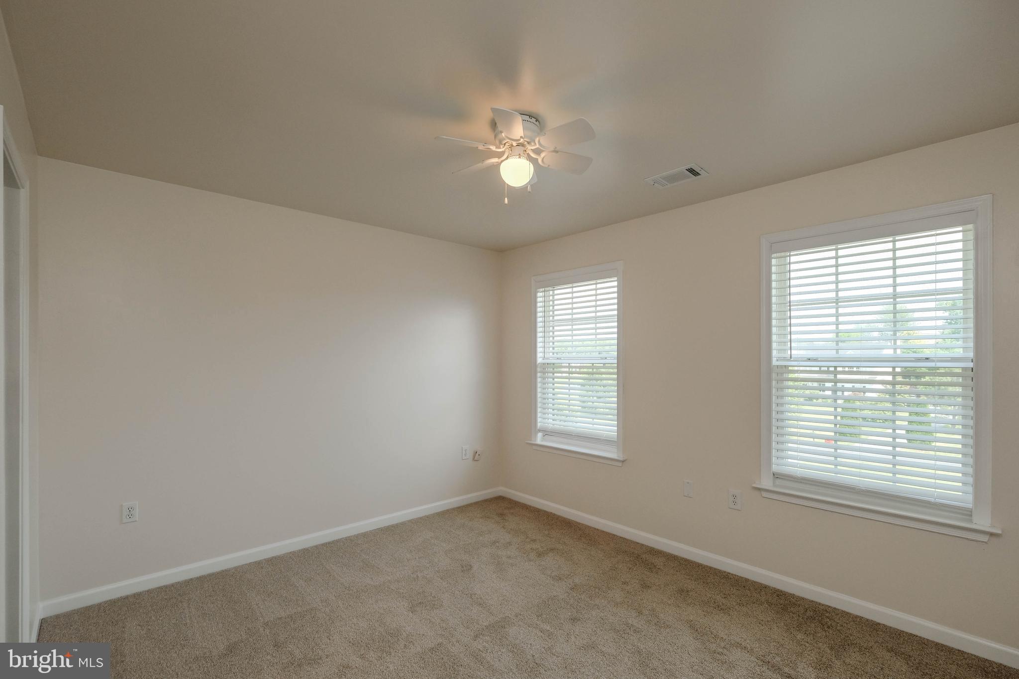 WILLOW SPRINGS ACRES - Residential