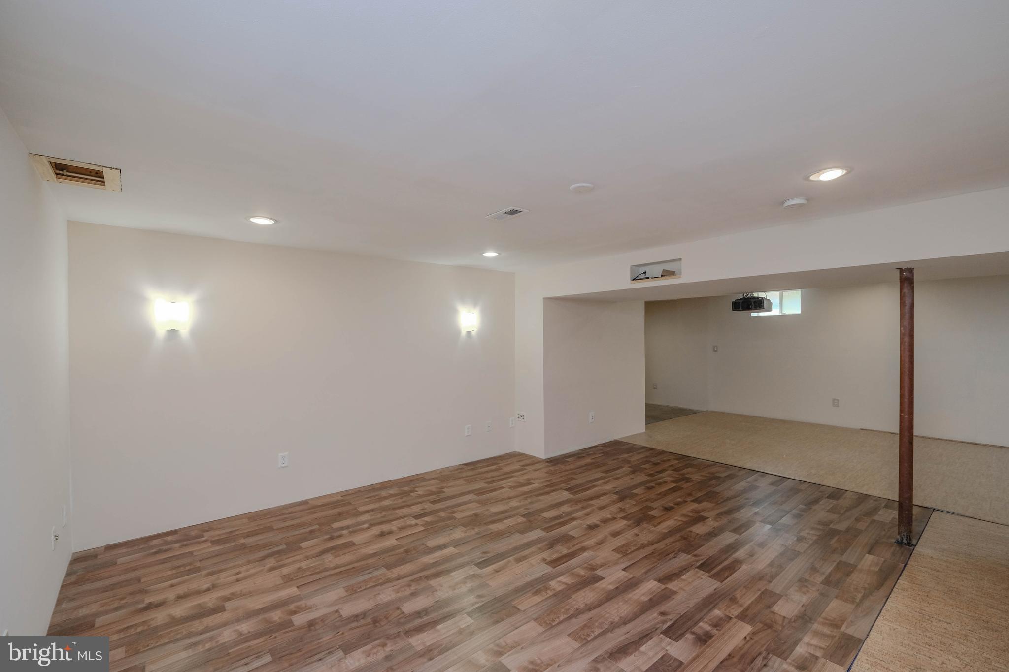 WILLOW SPRINGS ACRES - Residential