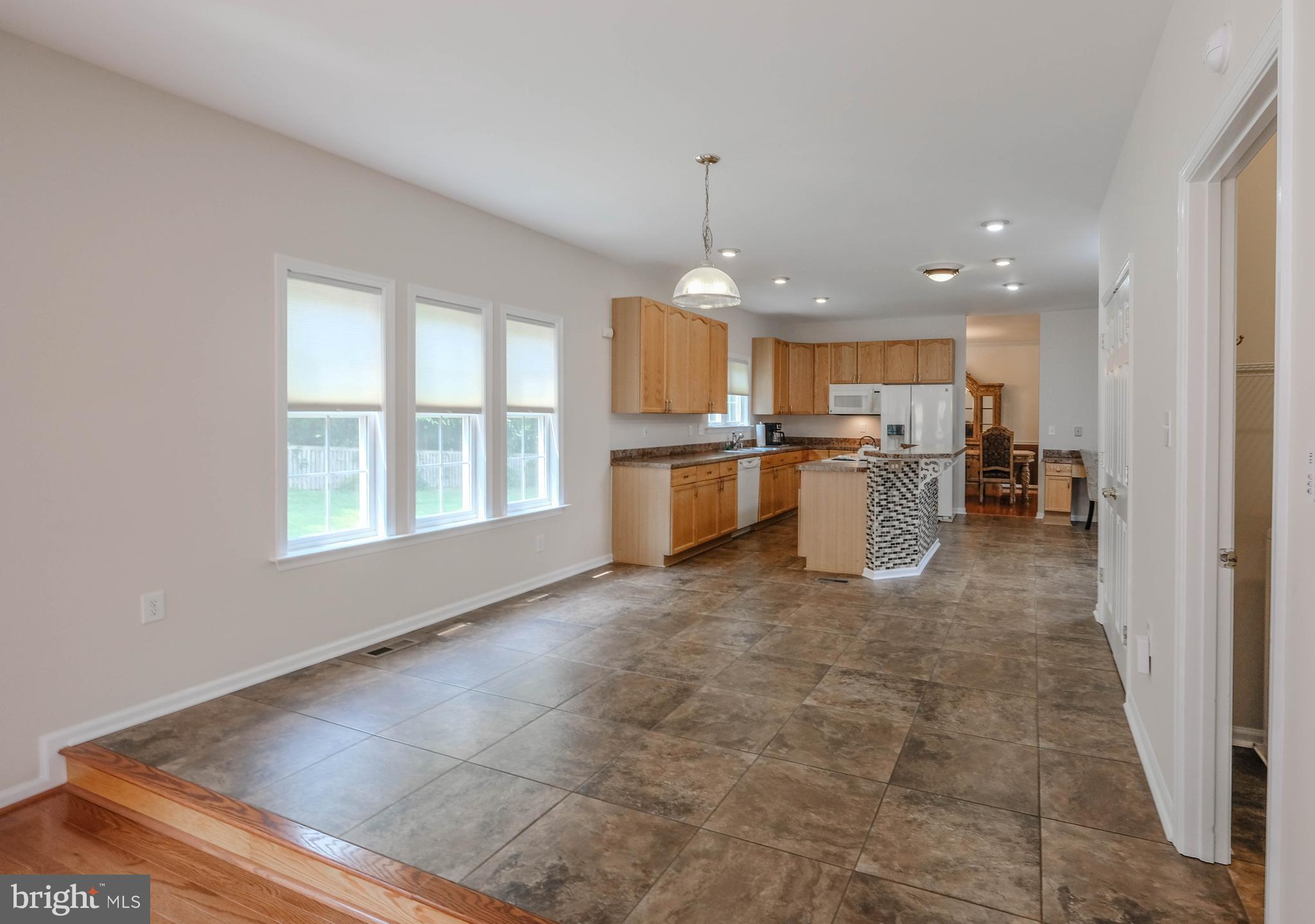 WILLOW SPRINGS ACRES - Residential