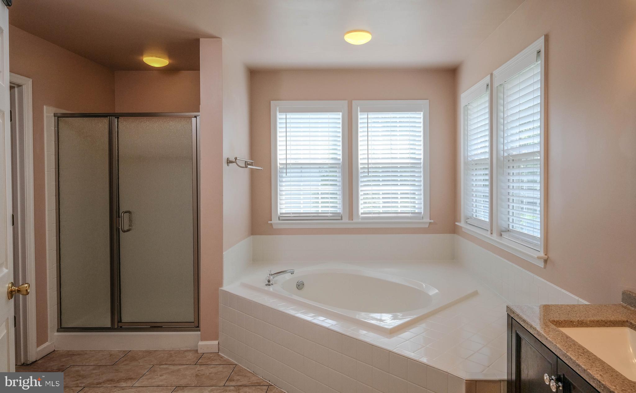 WILLOW SPRINGS ACRES - Residential