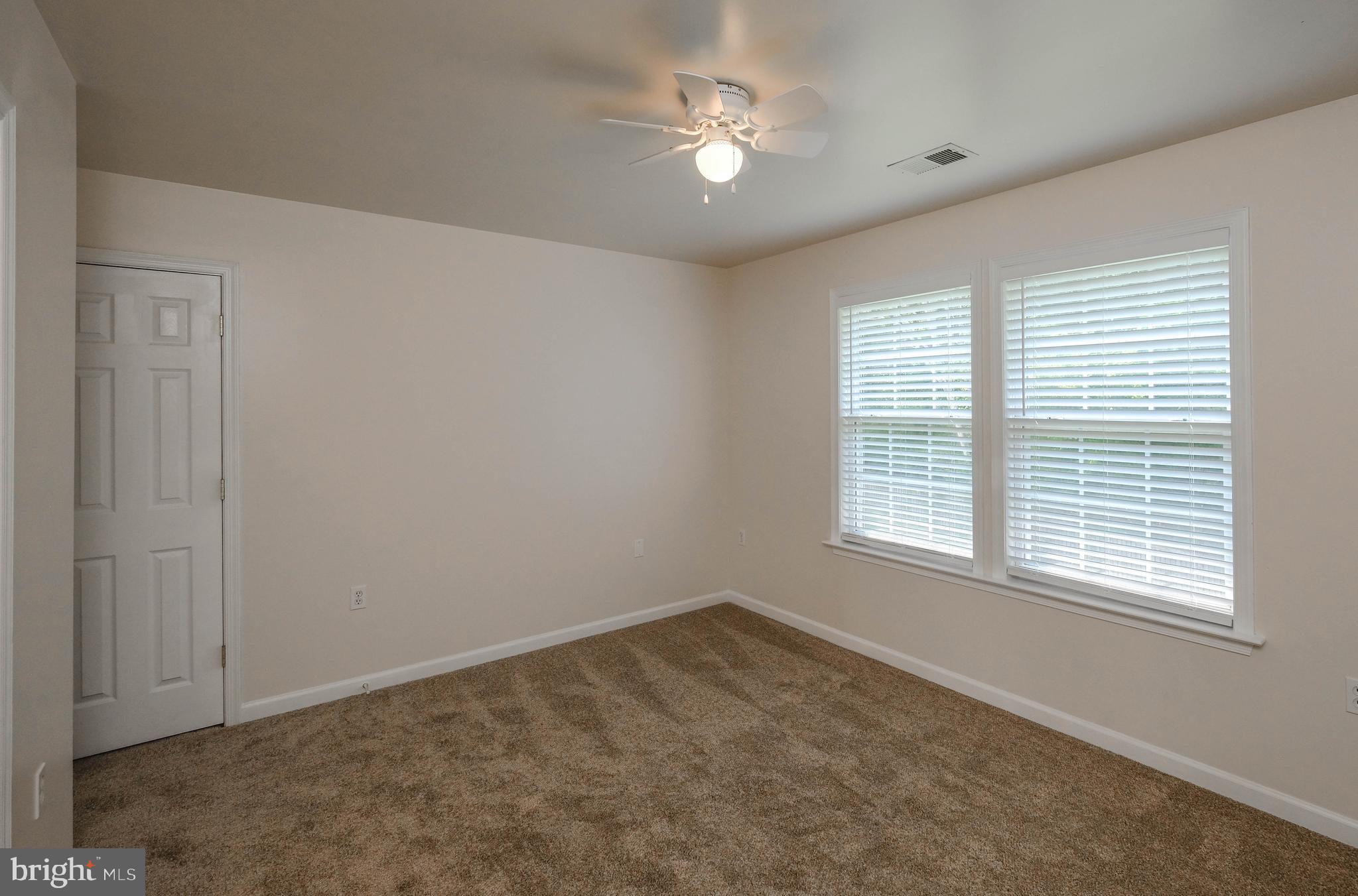 WILLOW SPRINGS ACRES - Residential