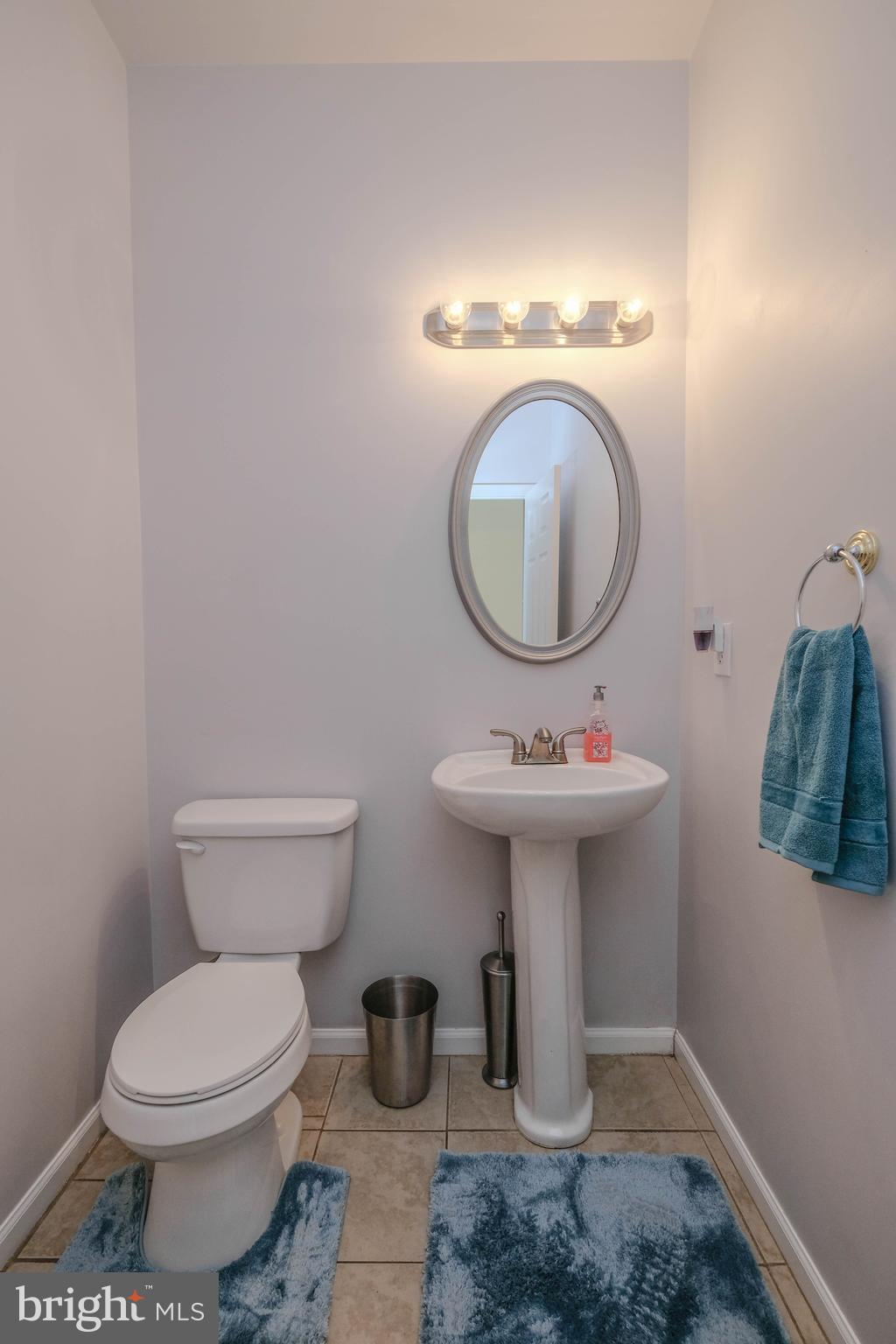 WILLOW SPRINGS ACRES - Residential