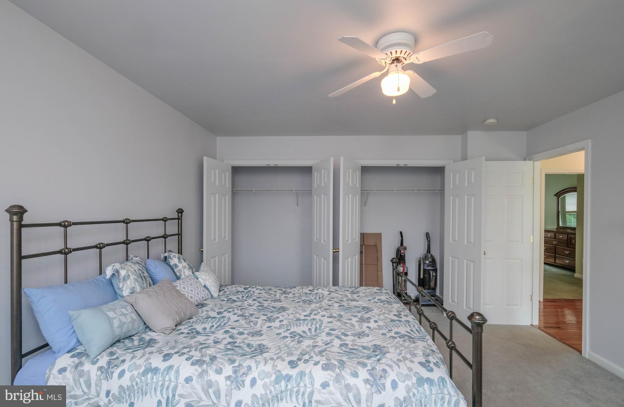 WILLOW SPRINGS ACRES - Residential