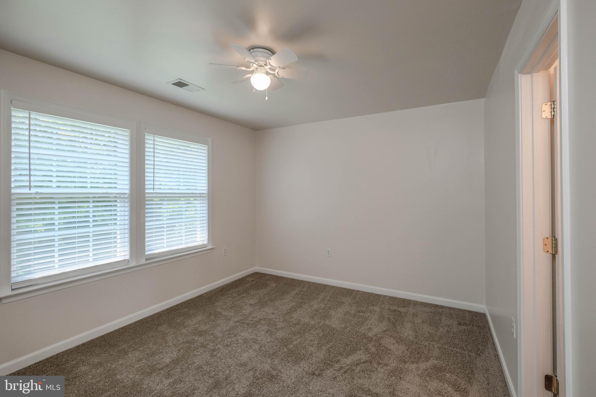 WILLOW SPRINGS ACRES - Residential