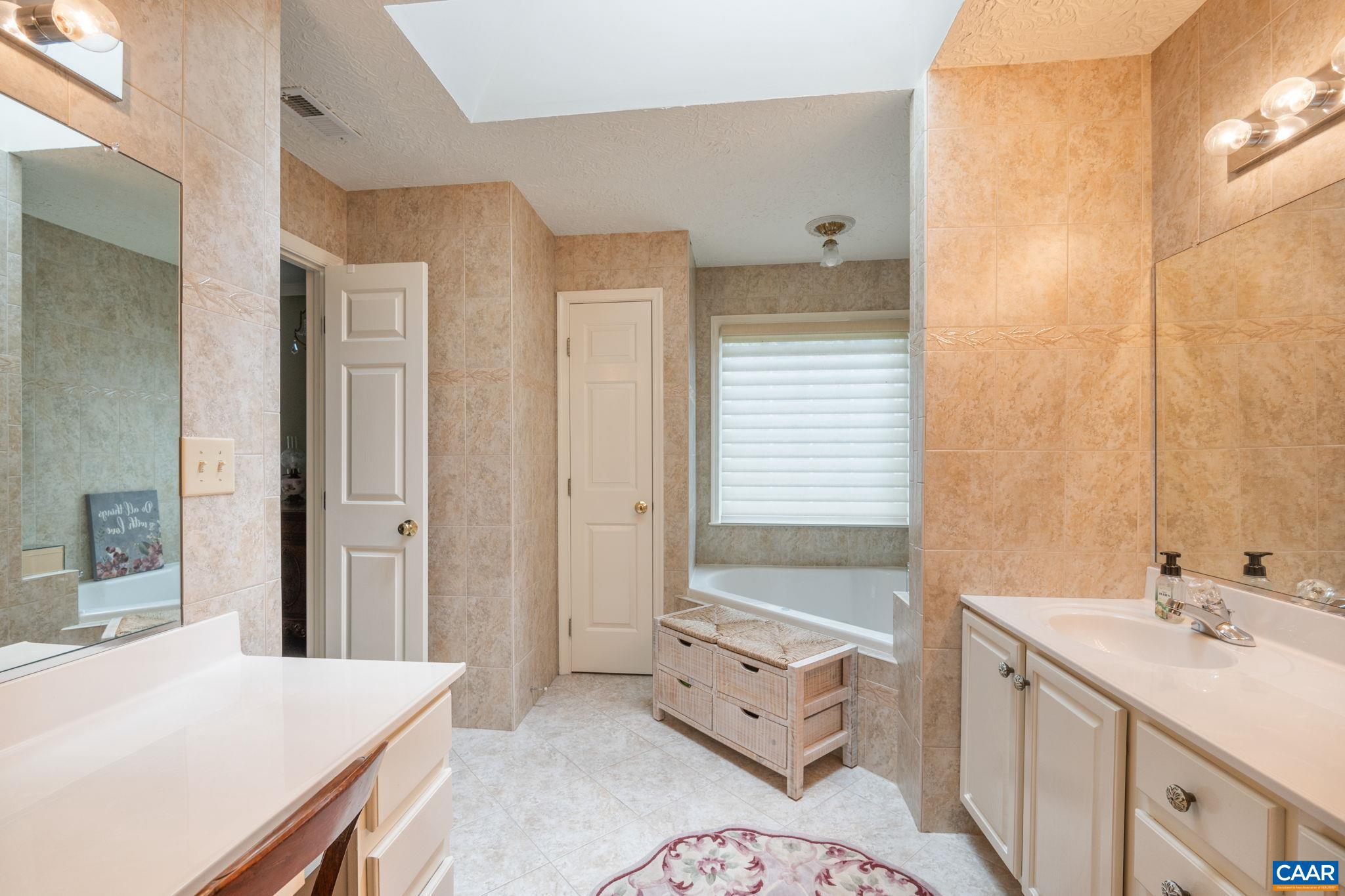 KESWICK GLEN - Residential