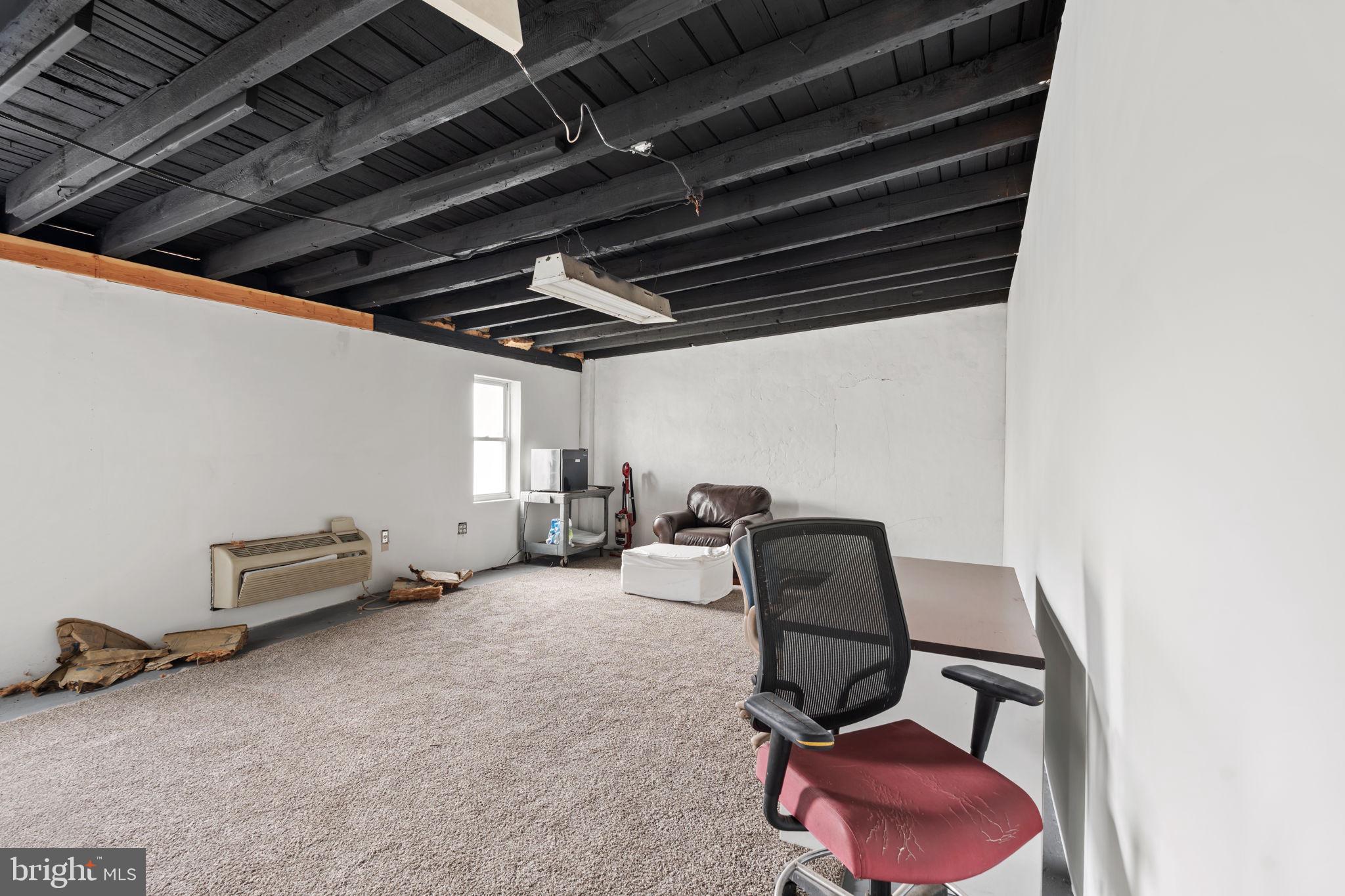 BRIDESBURG - Commercial Sale