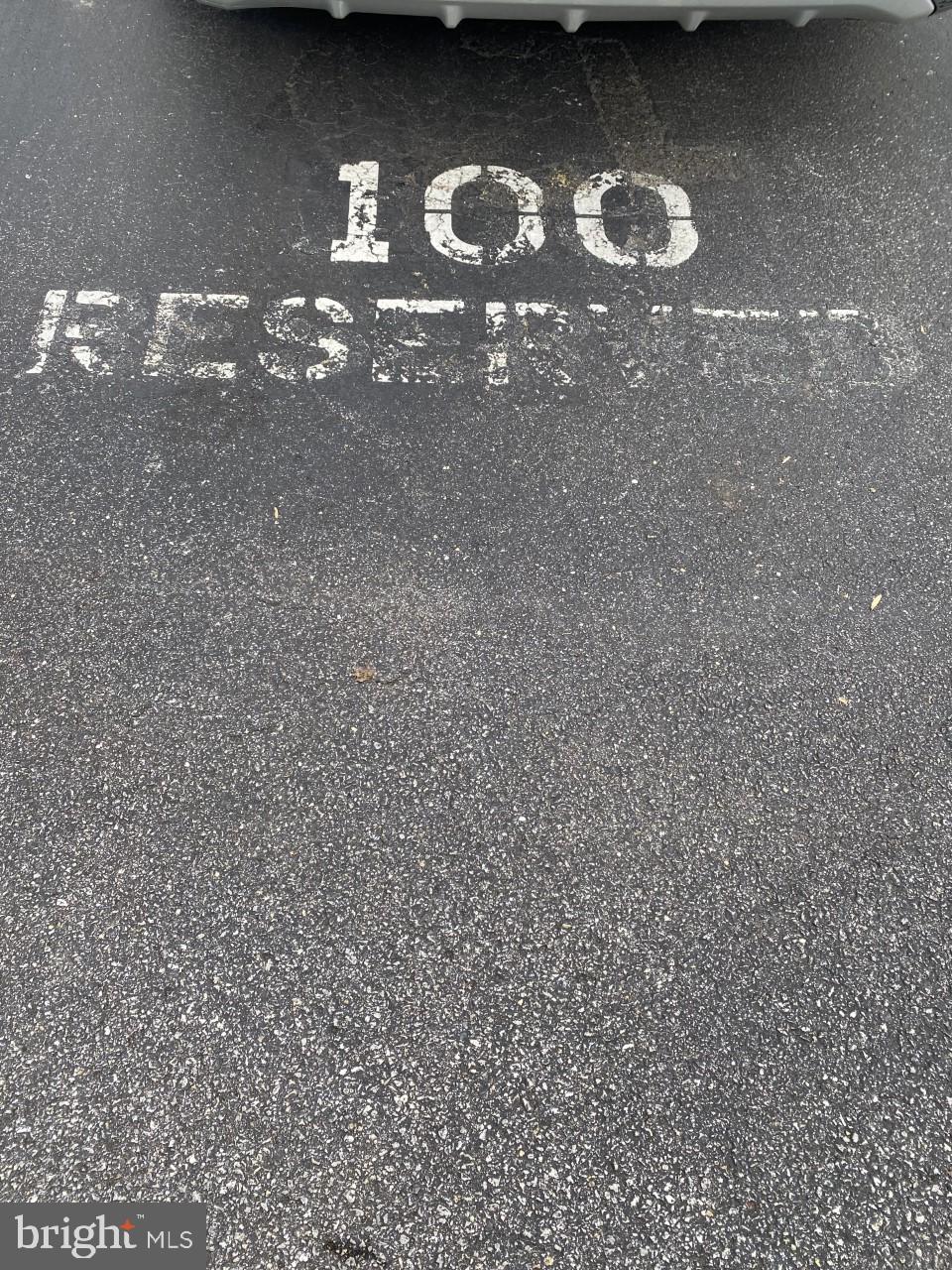 CROFTON SQUARE - Residential