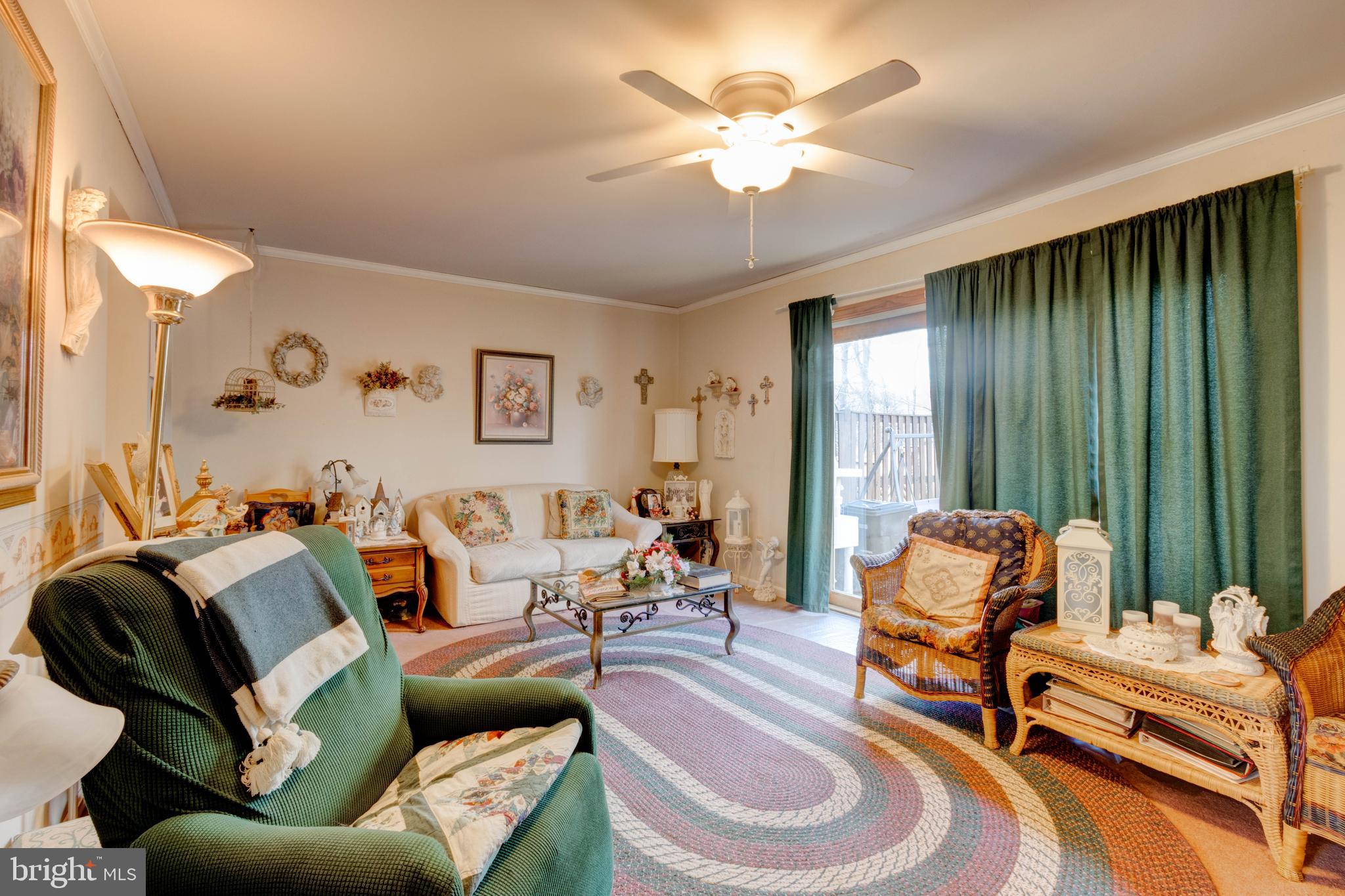 CROFTON SQUARE - Residential