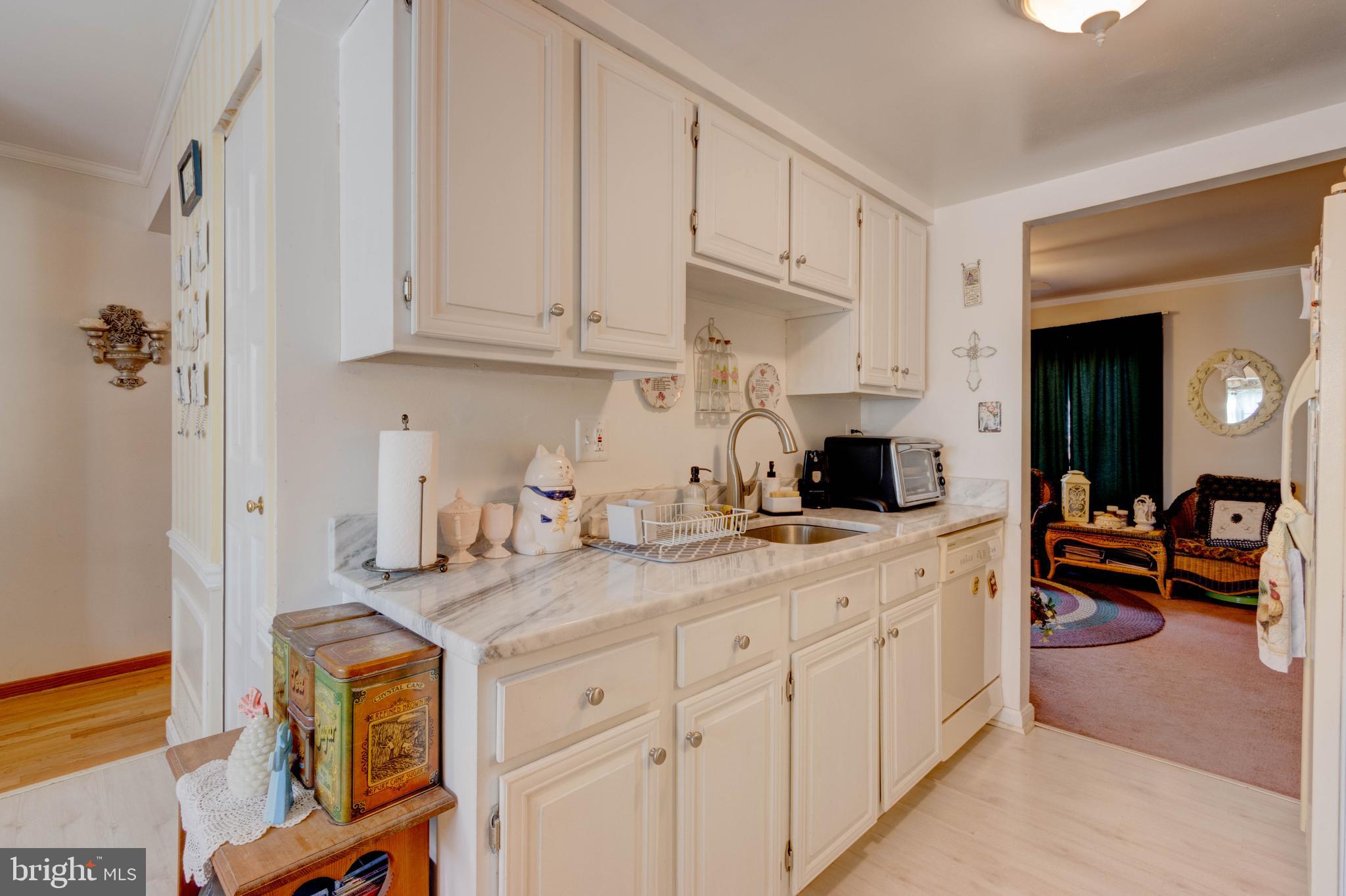 CROFTON SQUARE - Residential