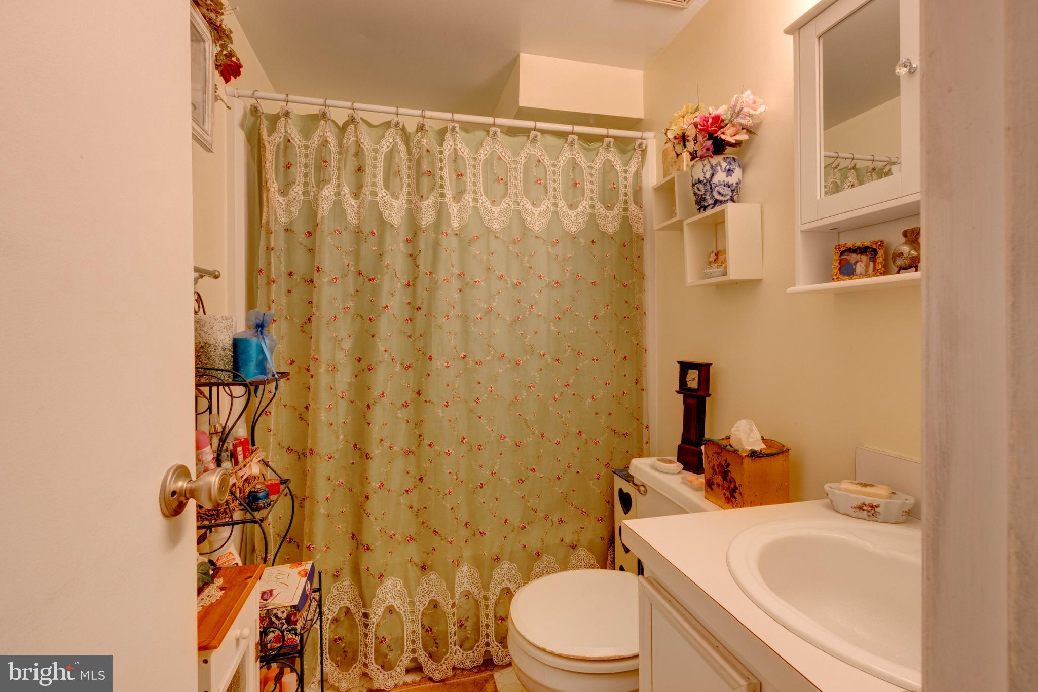 CROFTON SQUARE - Residential