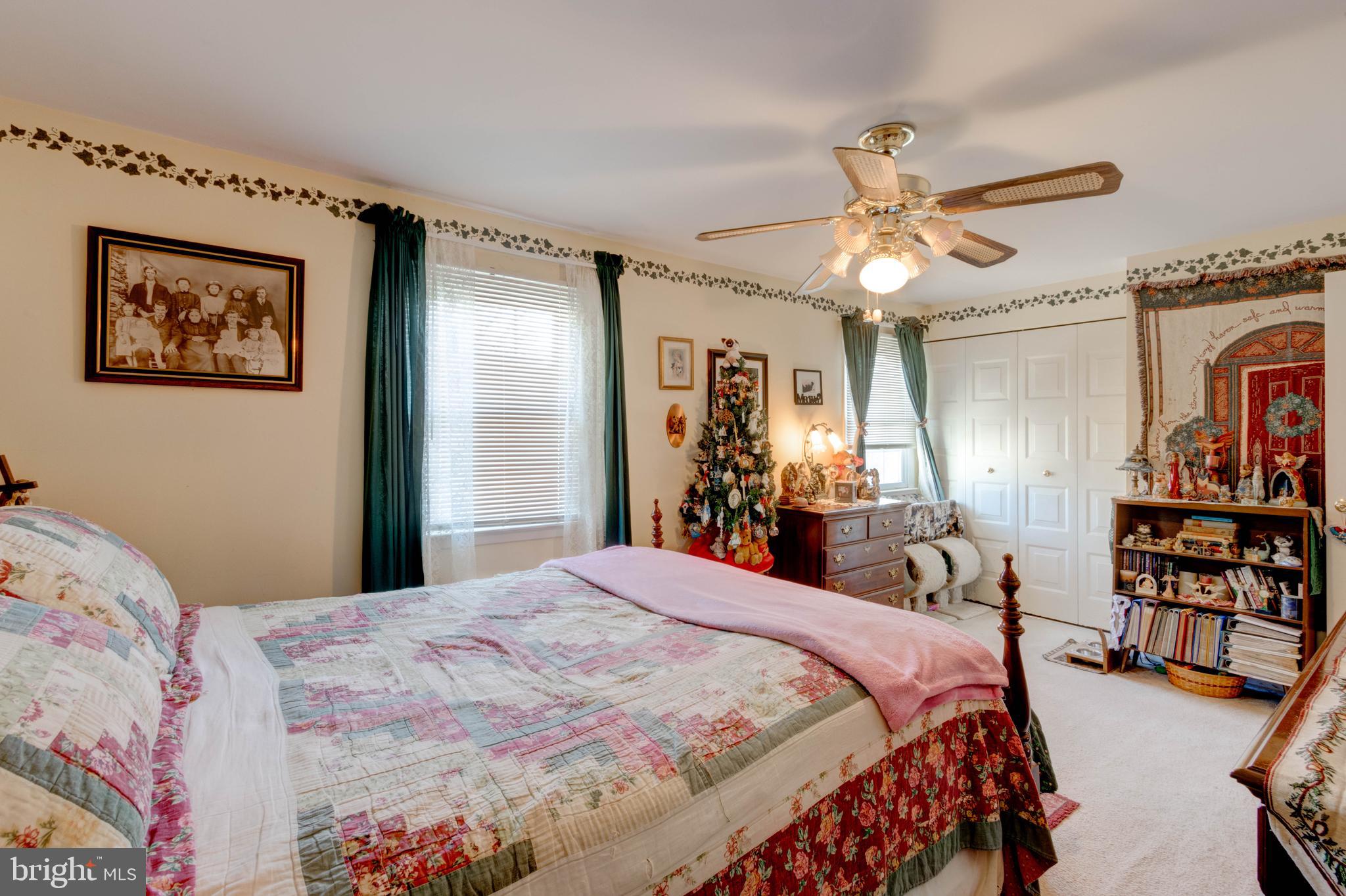 CROFTON SQUARE - Residential