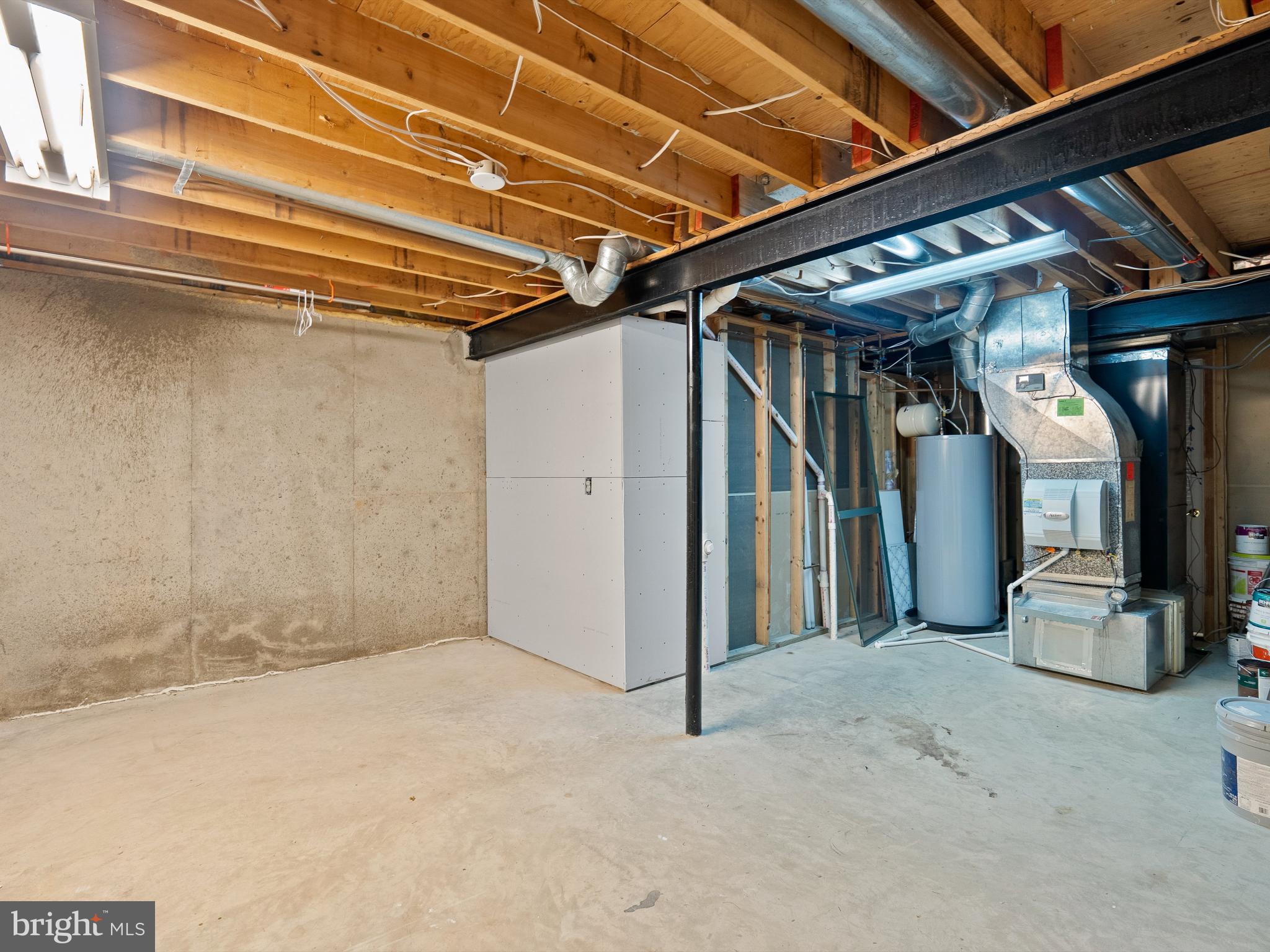 DEER FOREST - Residential Lease