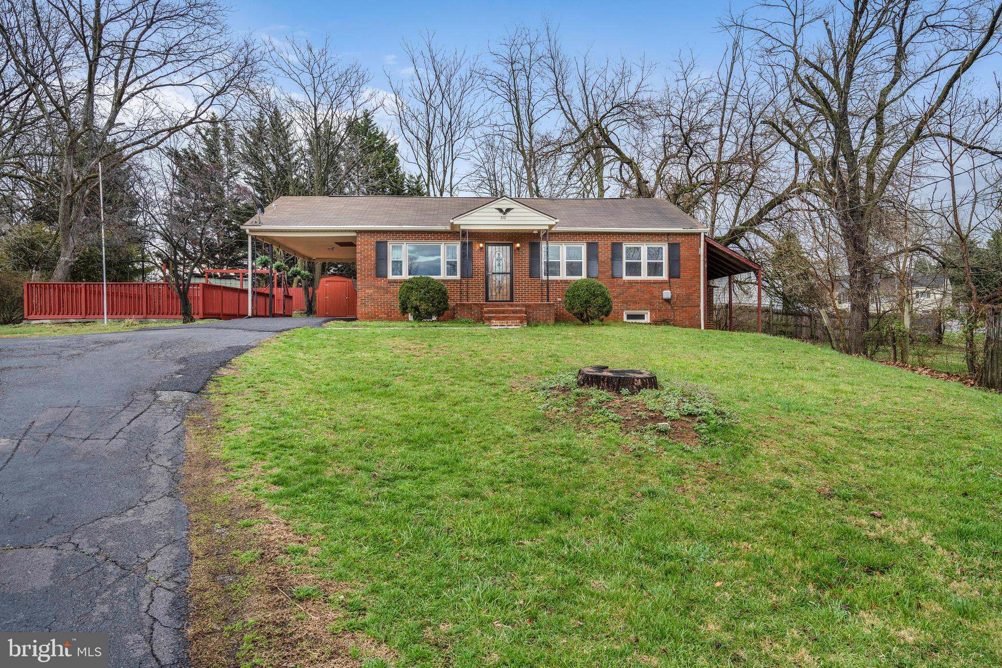 310 N FAIRFAX BOULEVARD