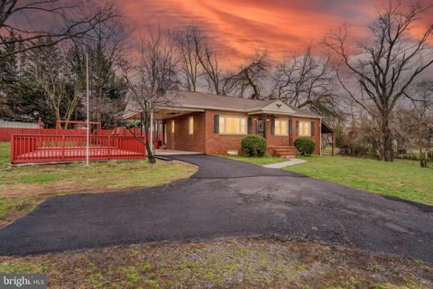 Tiny photo for 310 N Fairfax Boulevard, RANSON, WV 25438 (MLS # WVJF2022780)